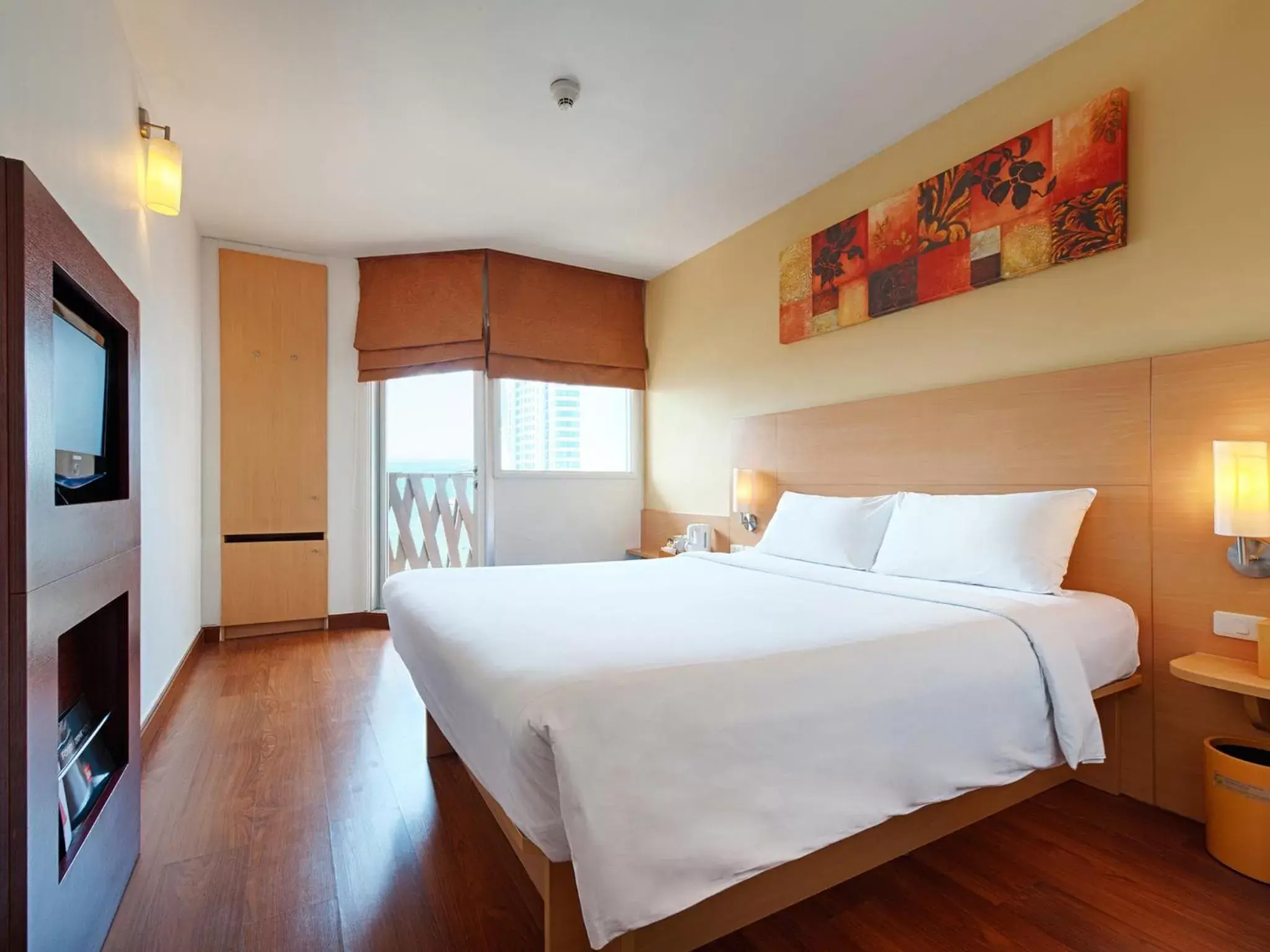 Standard Double Room in Ibis Pattaya Standard Double Room in Ibis Pattaya