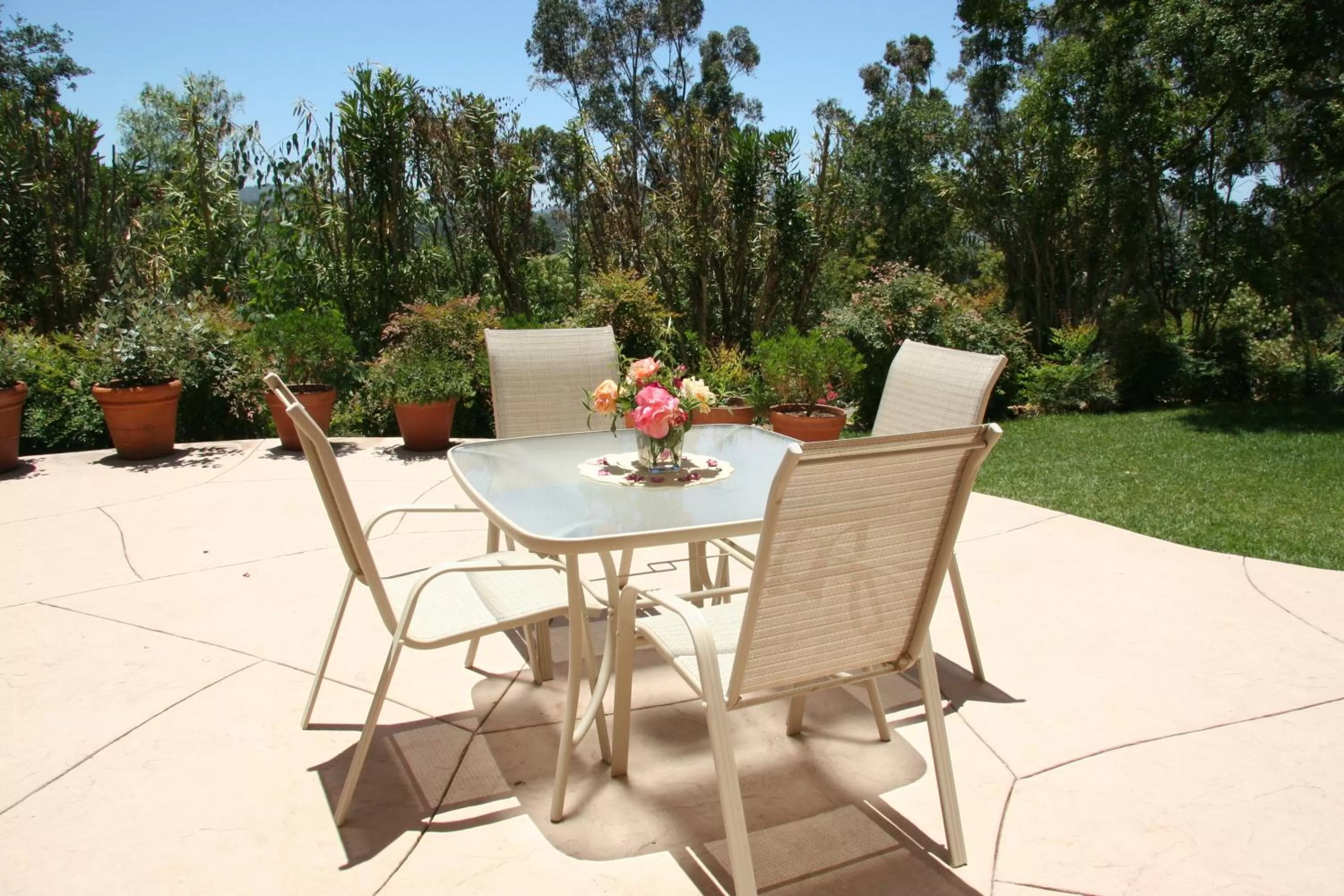 Balcony/Terrace in Ojai Retreat & Inn