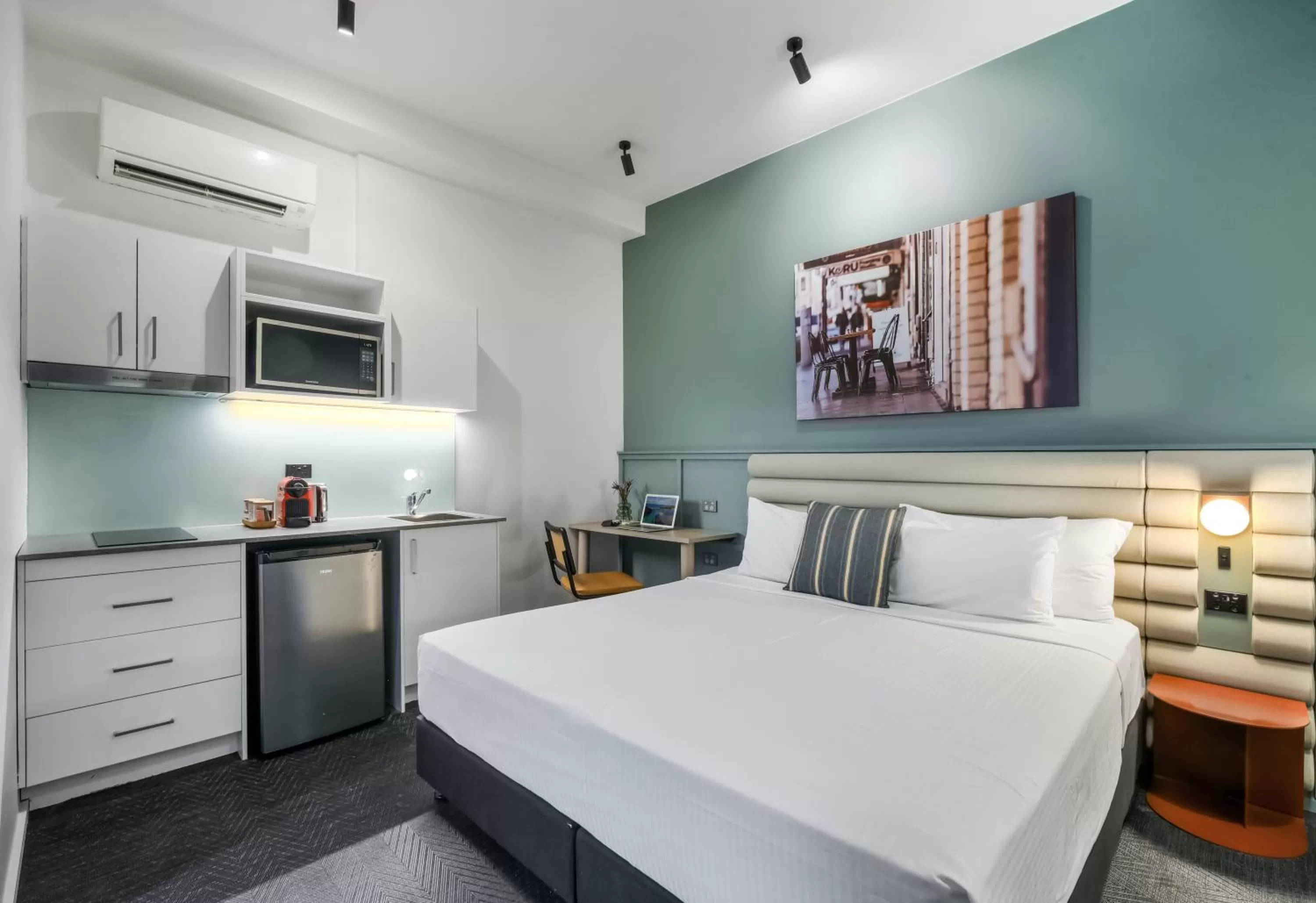 Bed in The Urban Newtown