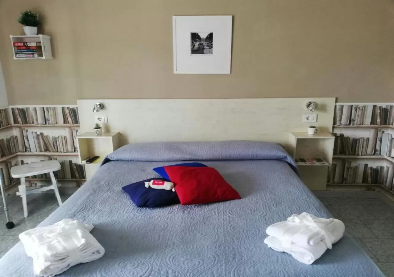 Bed in B&B Sweet Home Two Steps From The Ruins...