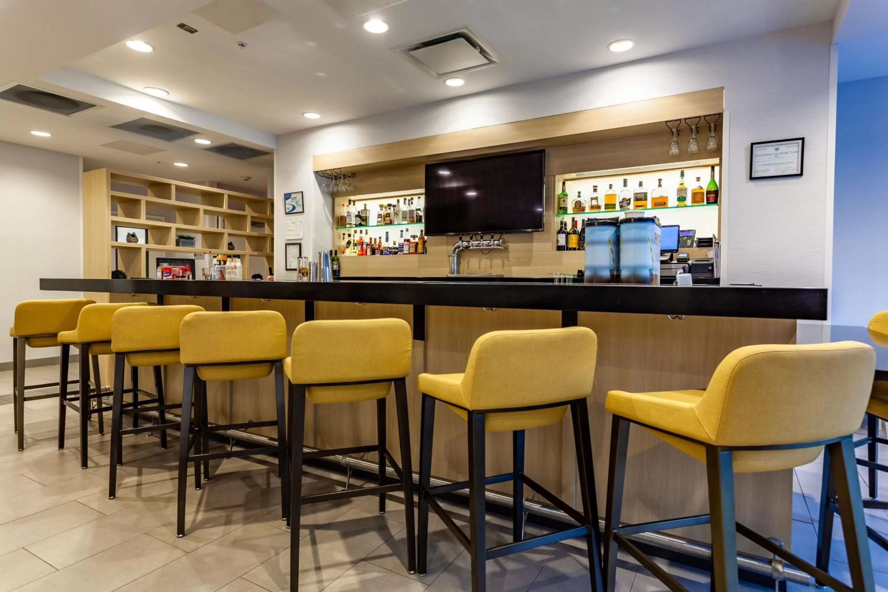 Lounge or bar in TownePlace Suites by Marriott Raleigh - University Area