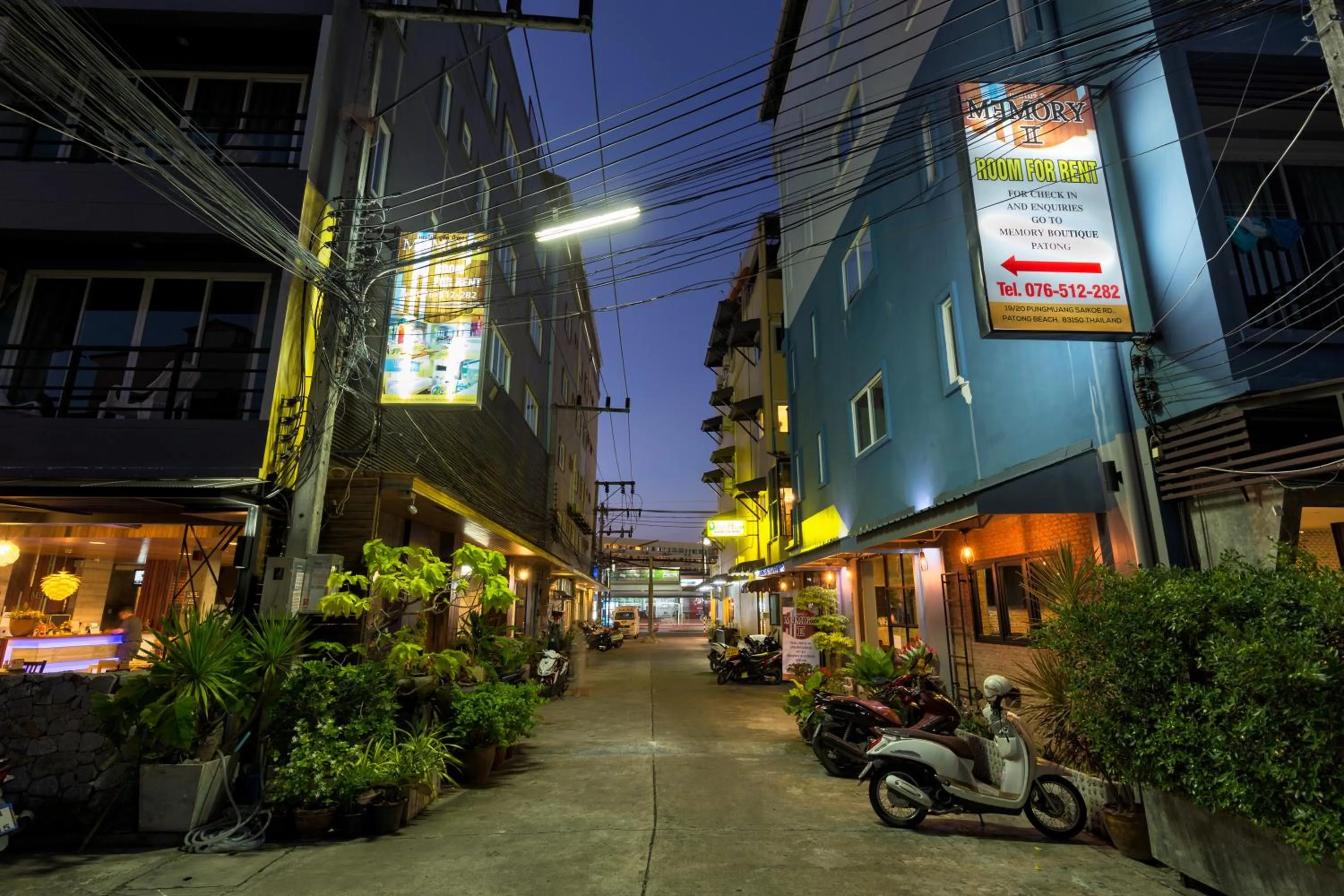 Property building in SawasdeeCiao Patong Guesthouse