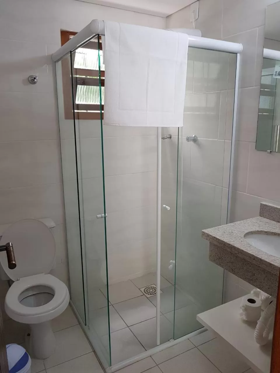 Bathroom in Beach House Floripa