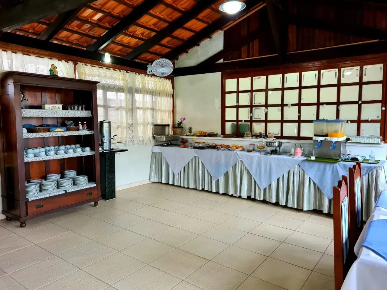 Breakfast in Bartholo Plaza Hotel