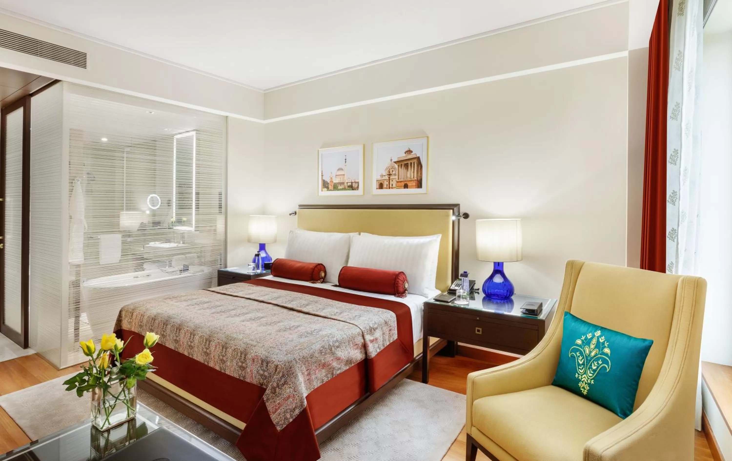 Bedroom, Bed in The Oberoi New Delhi