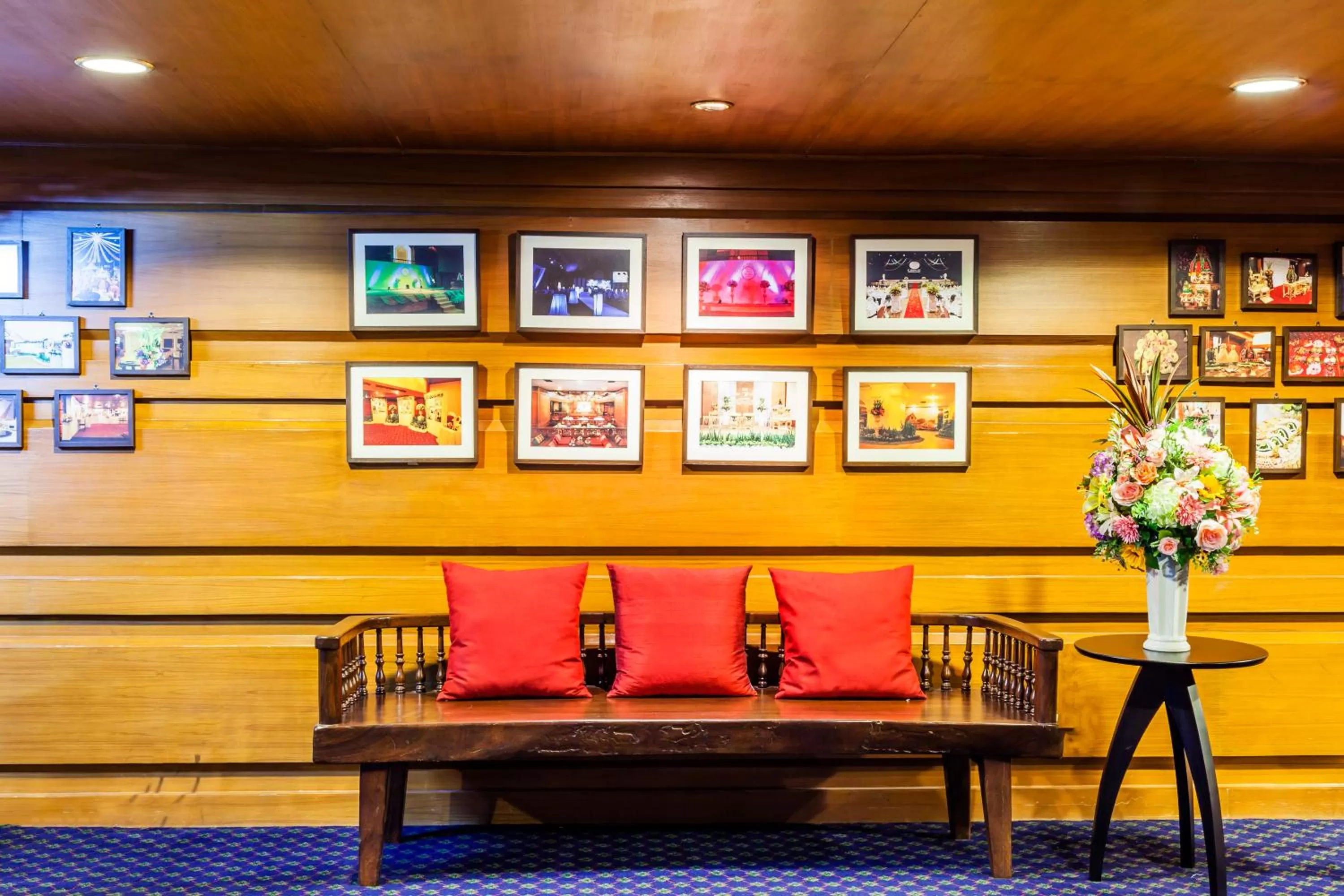 Decorative detail in Lotus Pang Suan Kaew Hotel