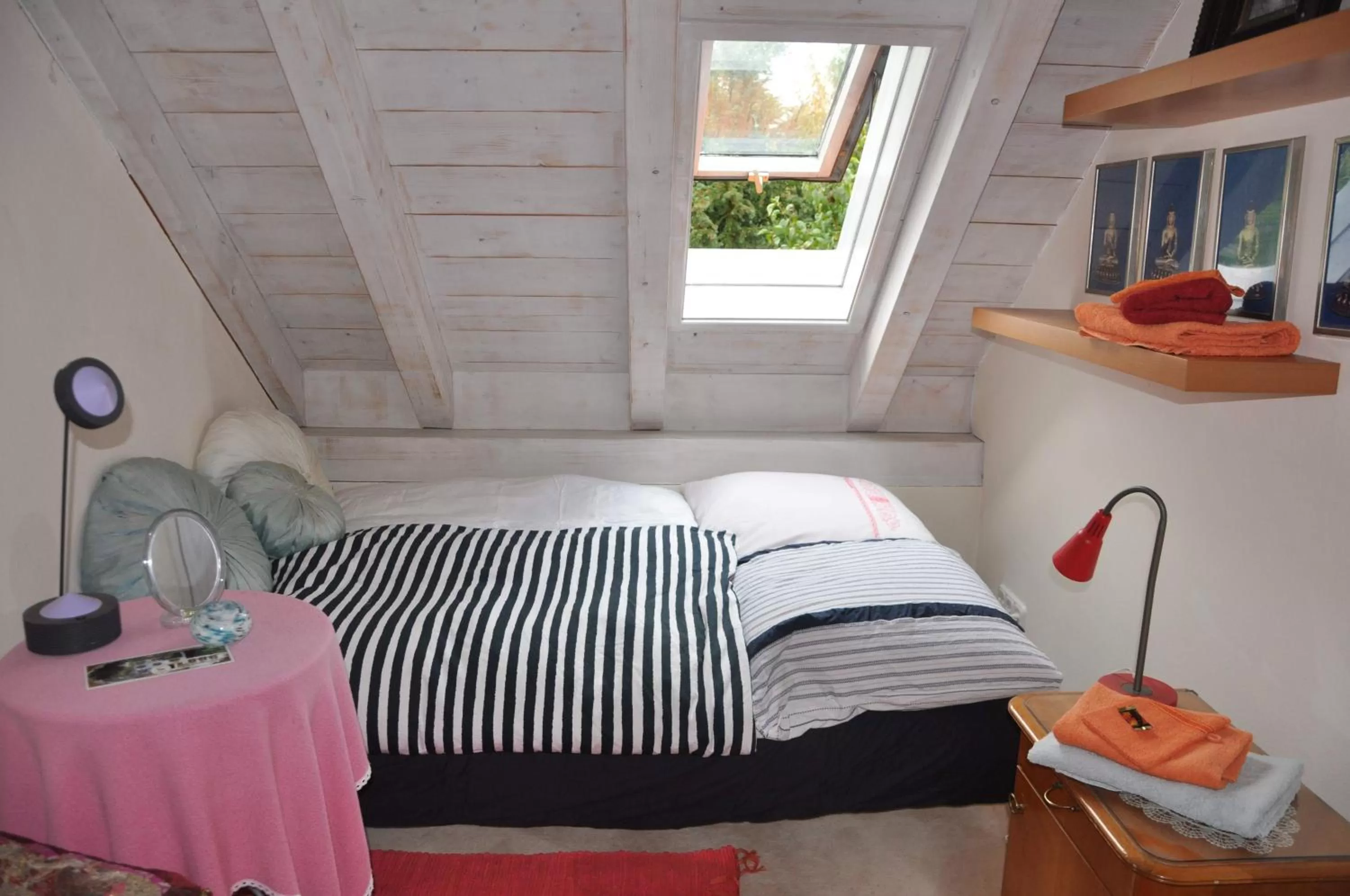 Photo of the whole room in Bed and Breakfast Bavaria München