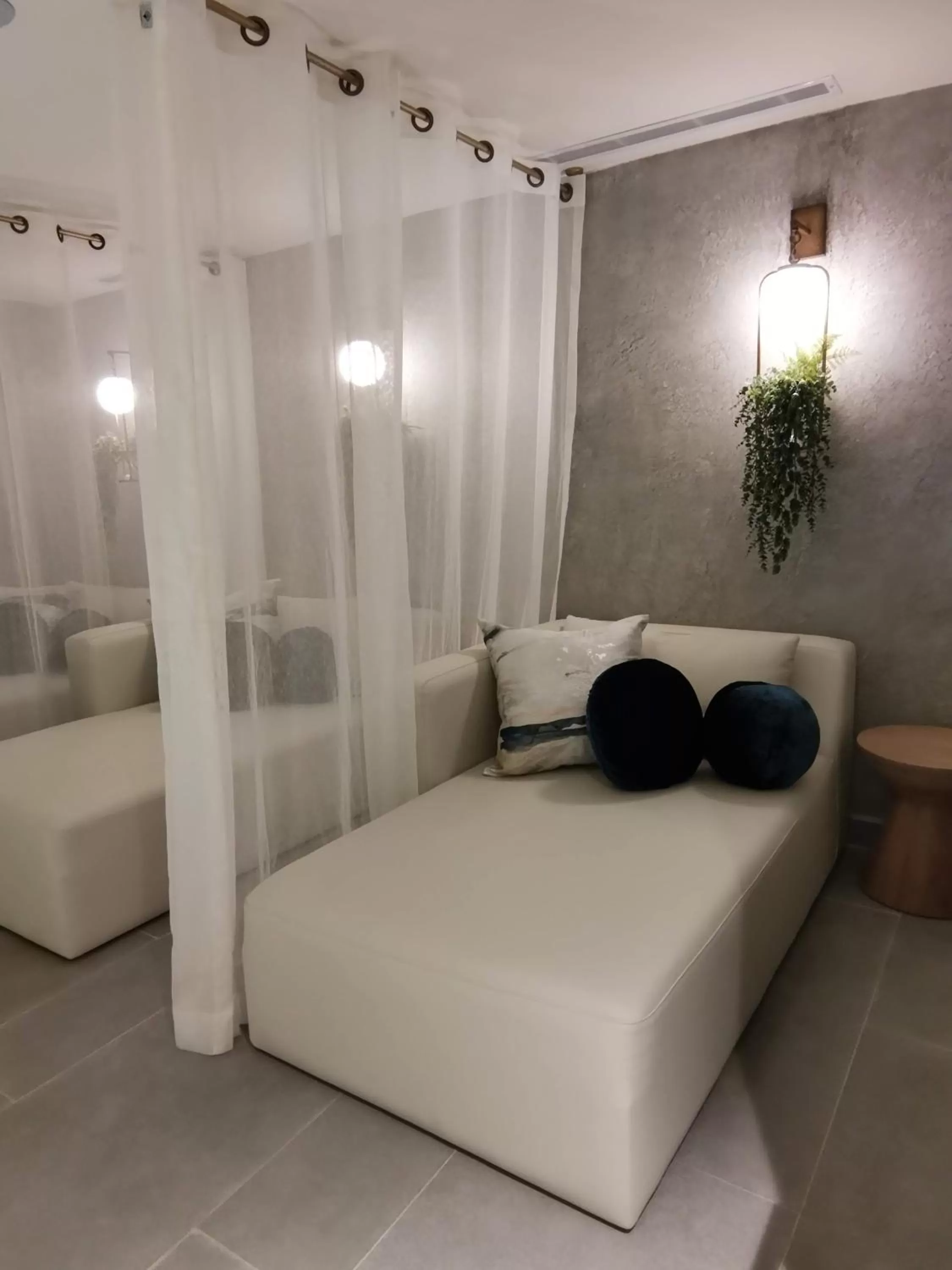 Spa and wellness centre/facilities, Bed in Marina Fiesta Resort & Spa, A La Carte All Inclusive Optional