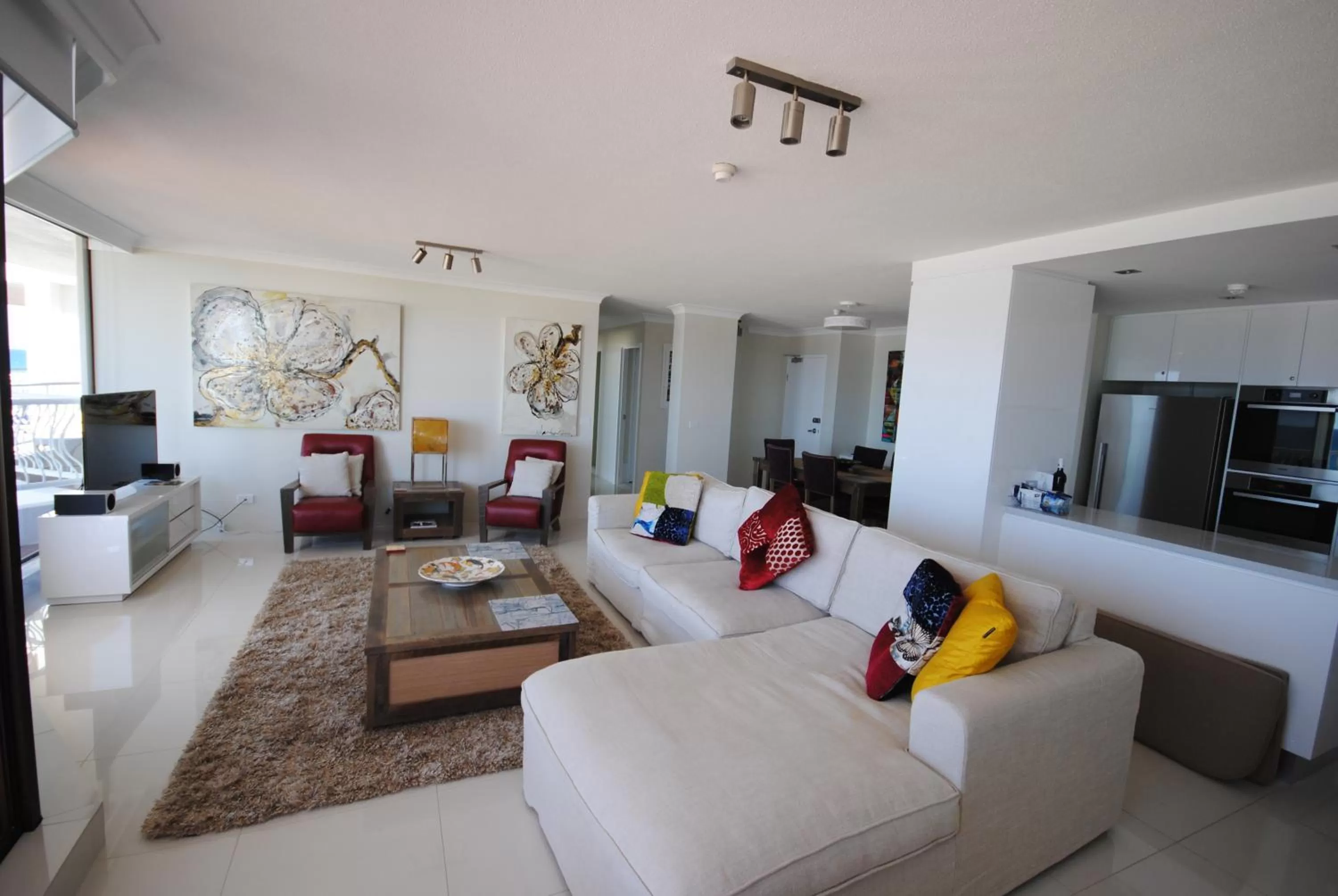 Living room in Albatross North Apartments