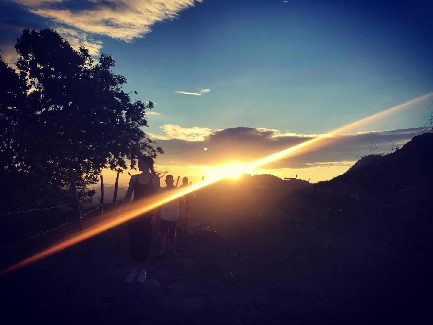 Hiking, Sunrise/Sunset in Waka Hotel Rural