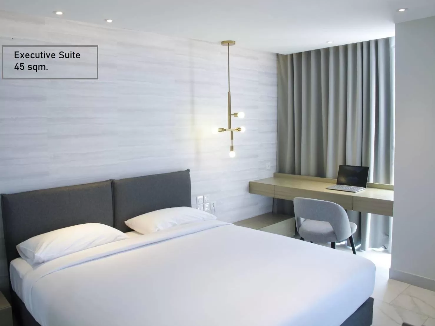 Bed in ashley hotel bkk