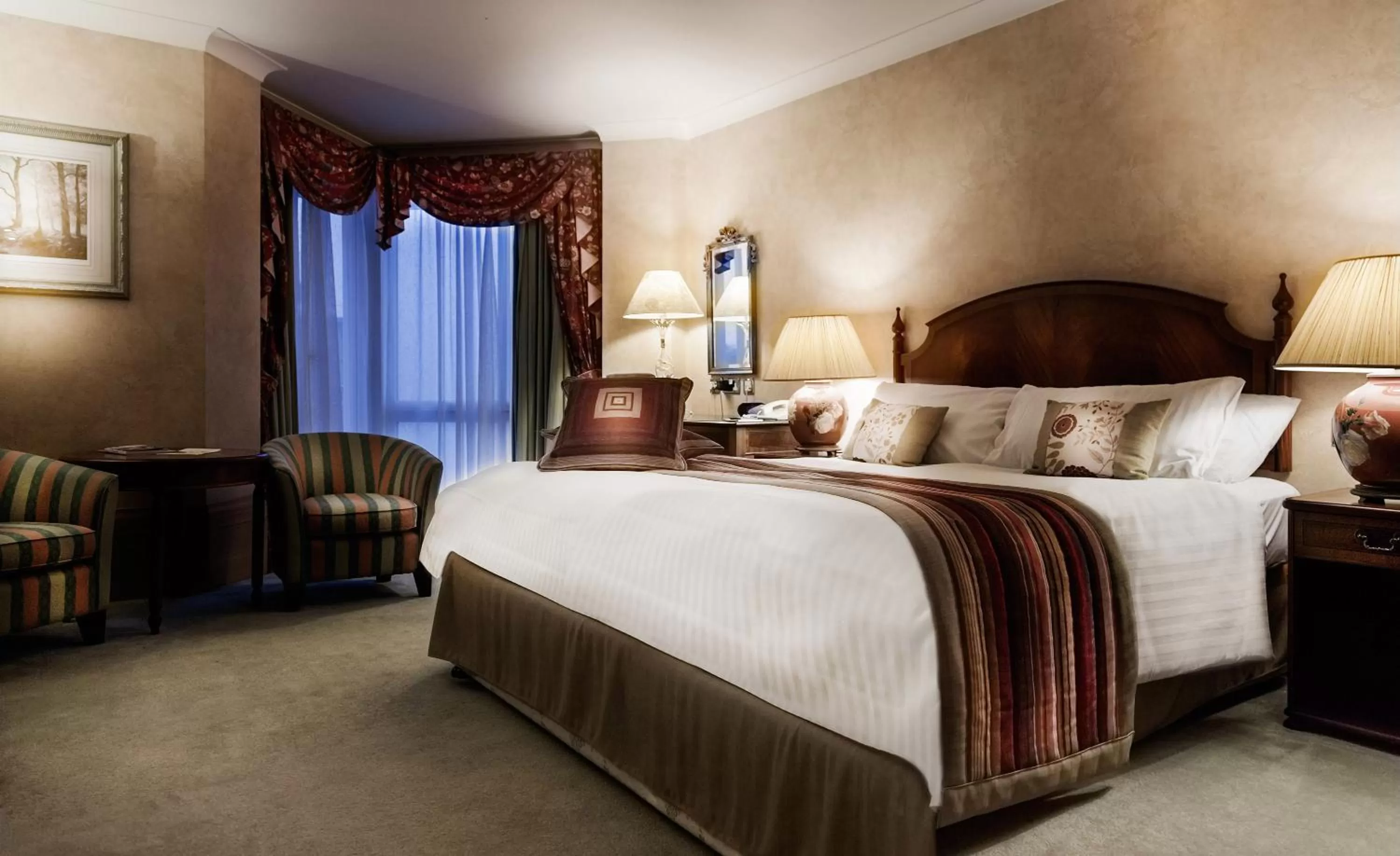 Bedroom, Bed in Swindon Blunsdon House Hotel, BW Premier Collection