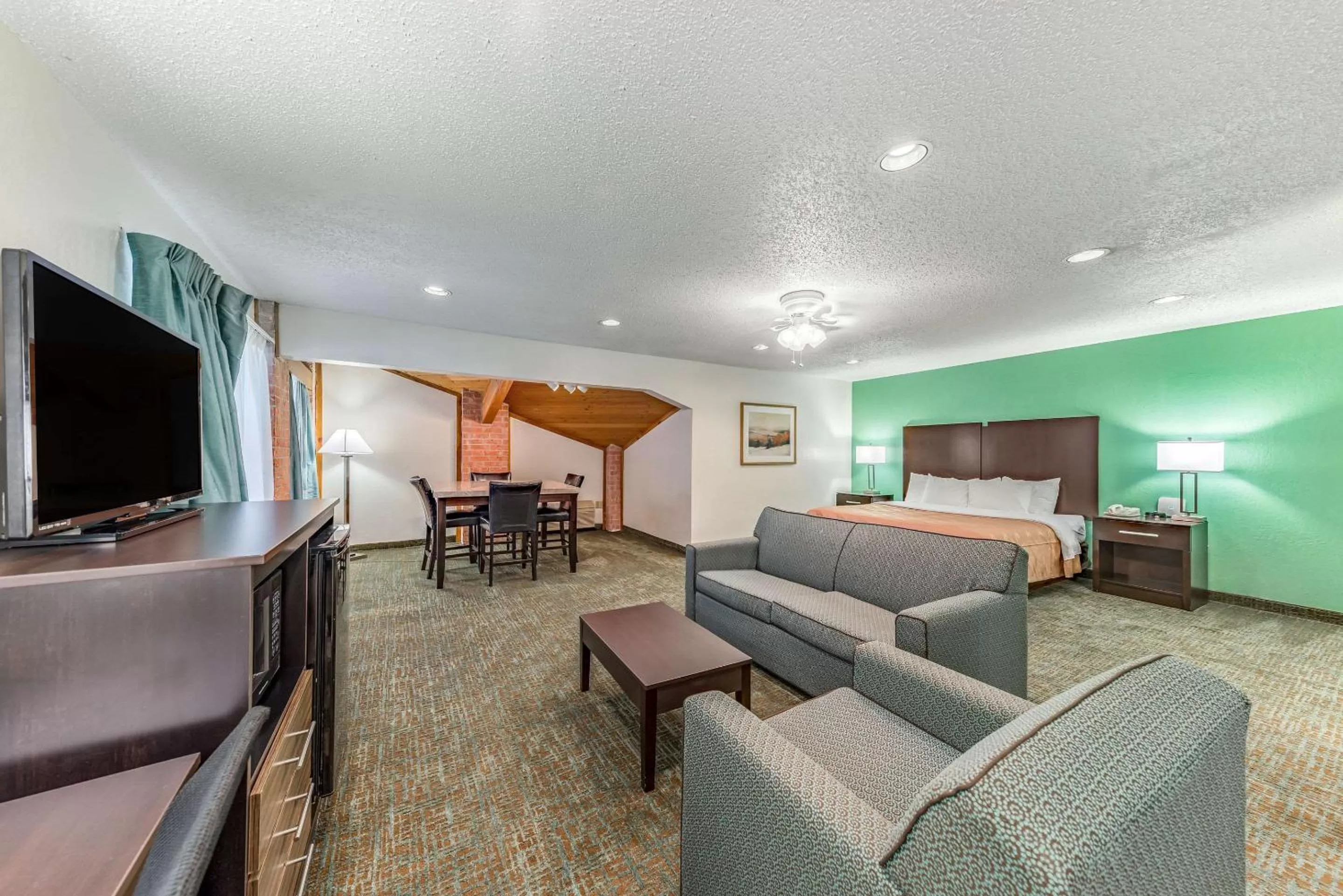Bedroom, Bed in Quality Inn Allen - Plano East