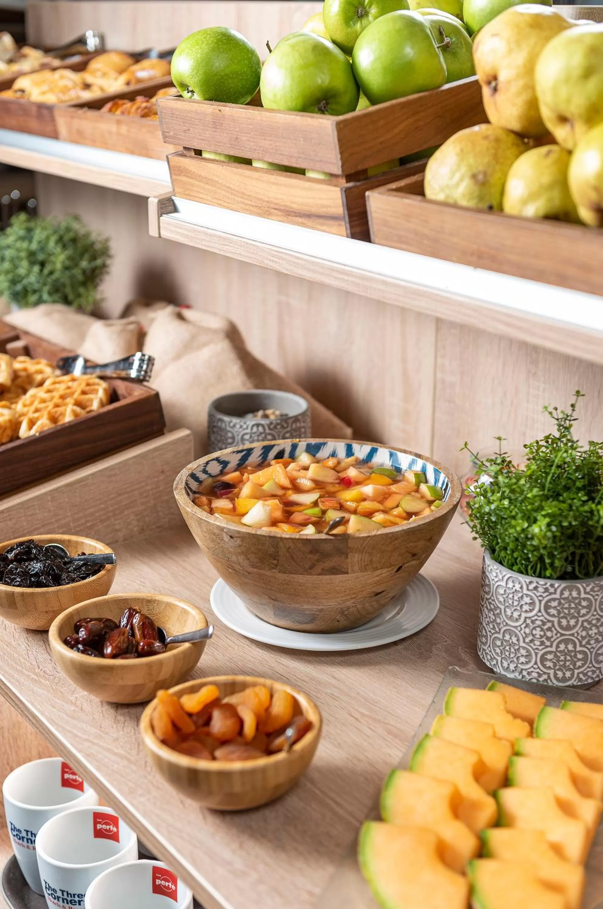 Restaurant/places to eat in Three Corners Lifestyle Hotel