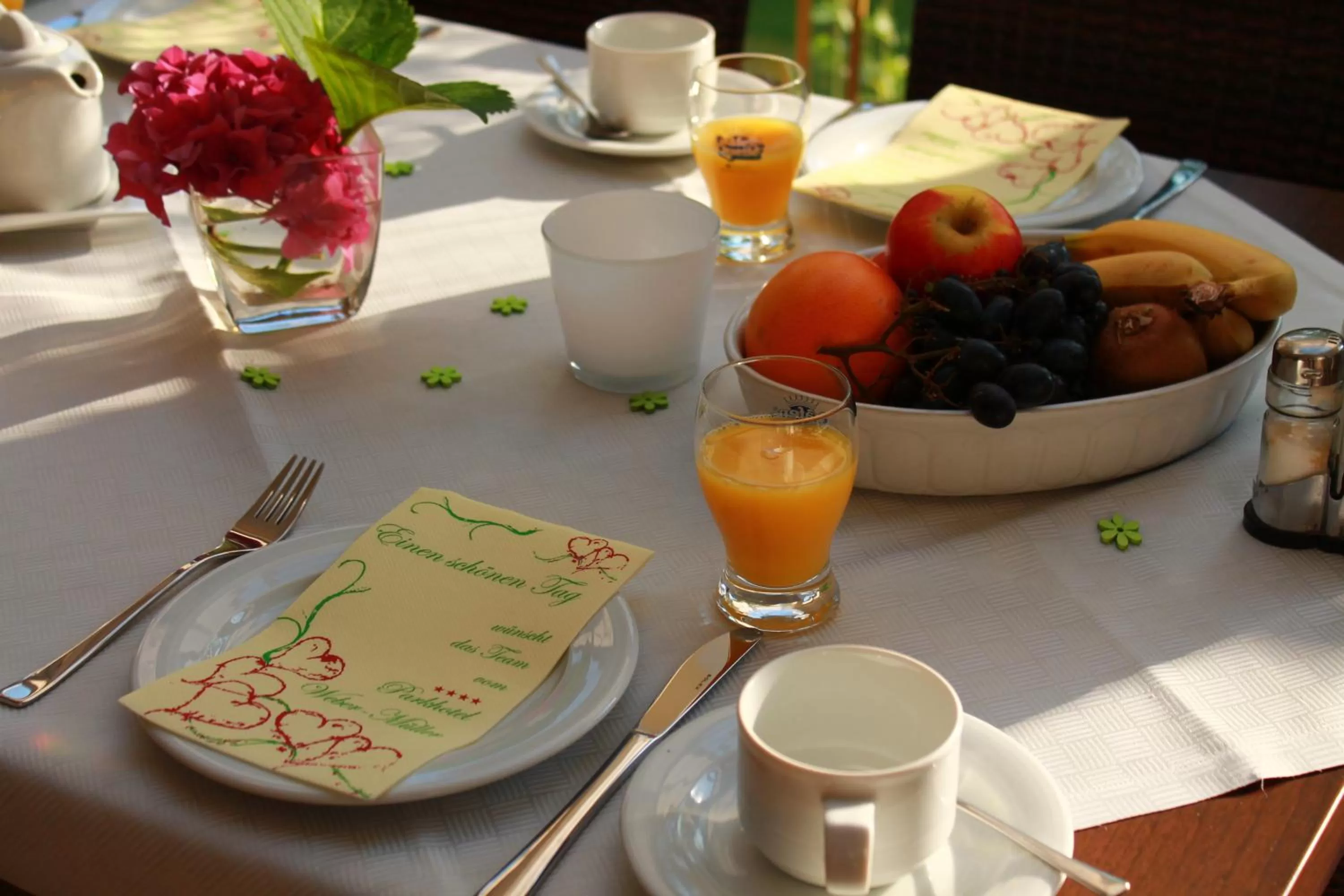 Buffet breakfast in Parkhotel Weber-Müller