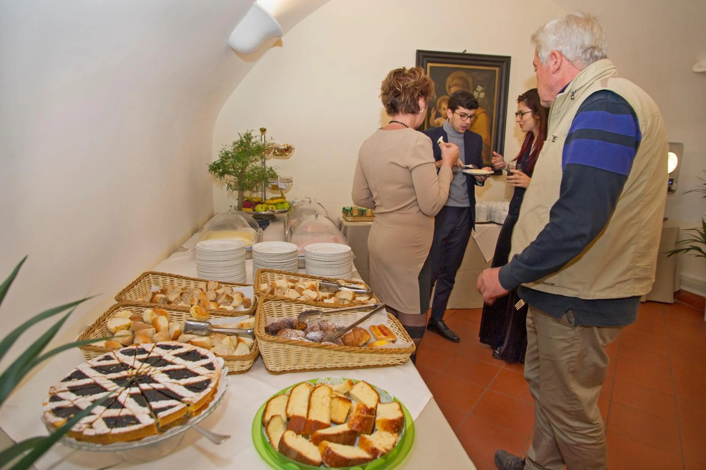 Food and drinks in Domus Sessoriana