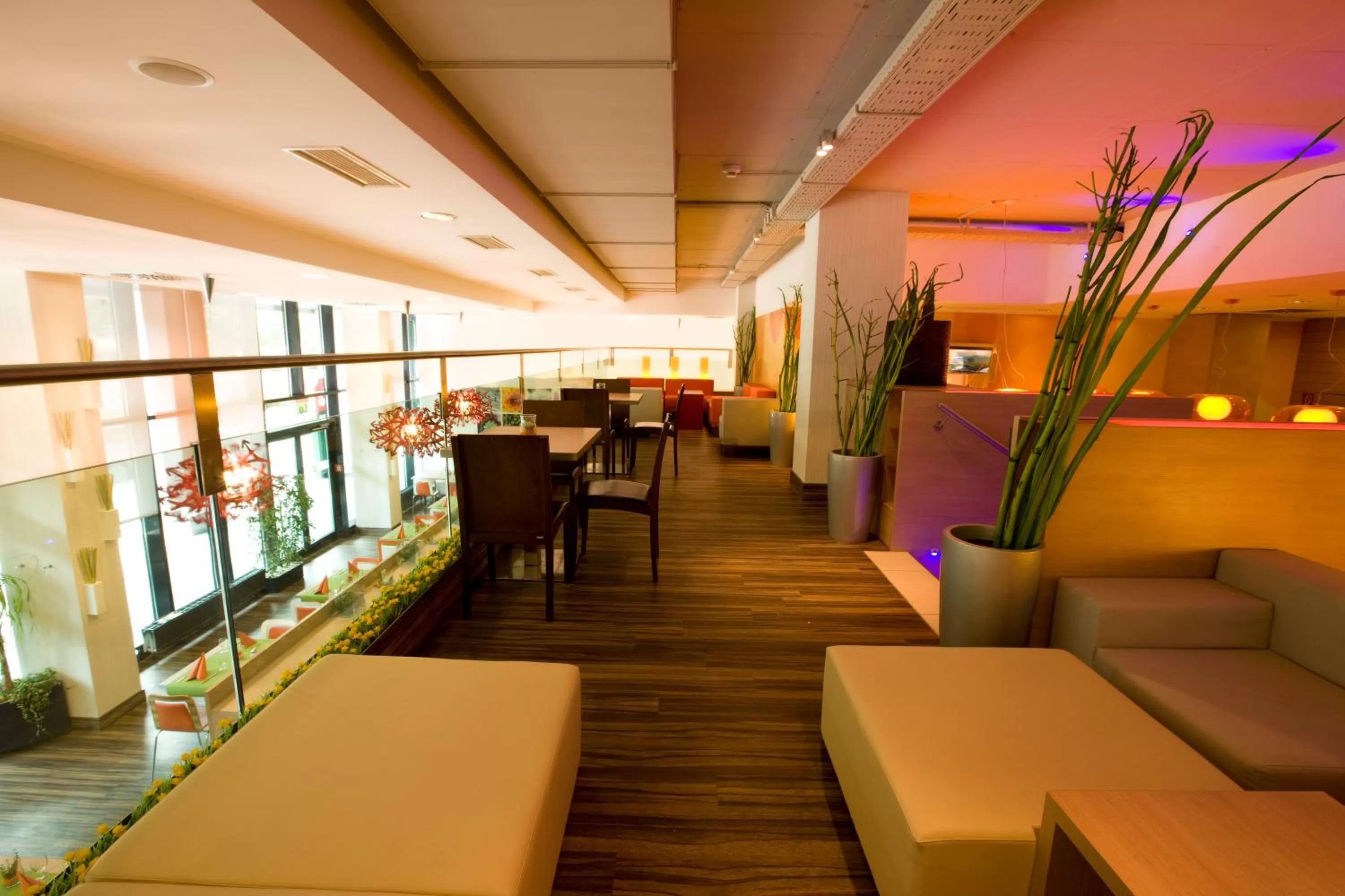 Lounge or bar in Ibis Wien Messe