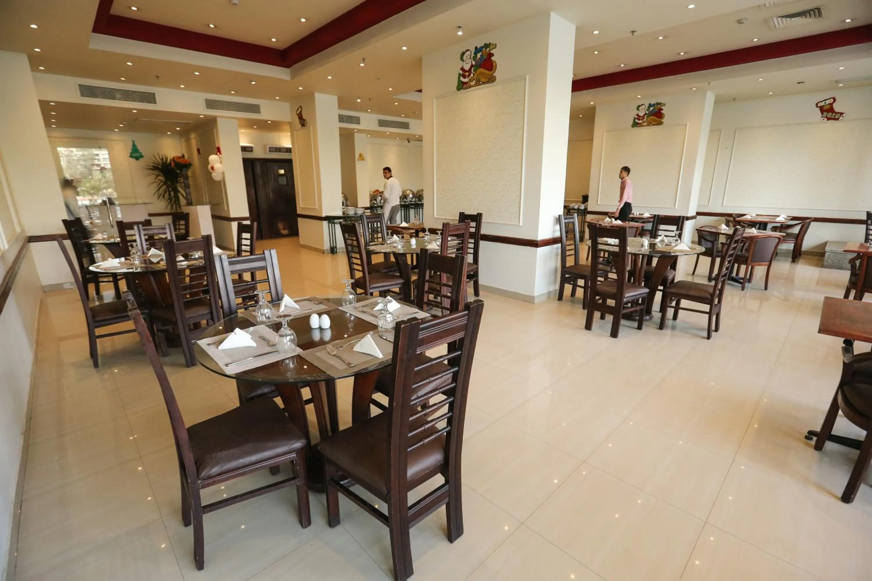 Restaurant/places to eat in Horizon Shahrazad Hotel
