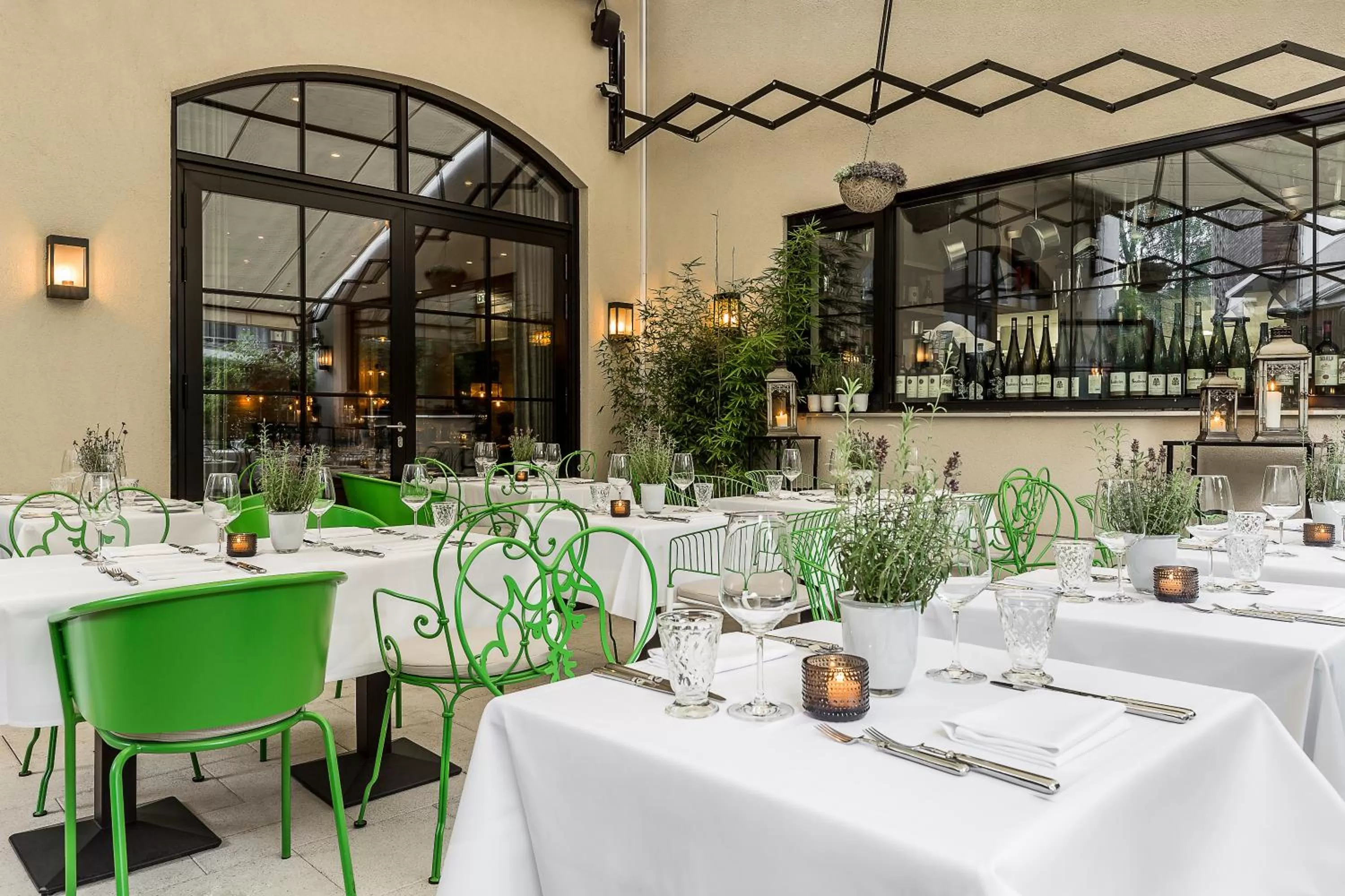 Restaurant/places to eat in Hotel Zoo Berlin