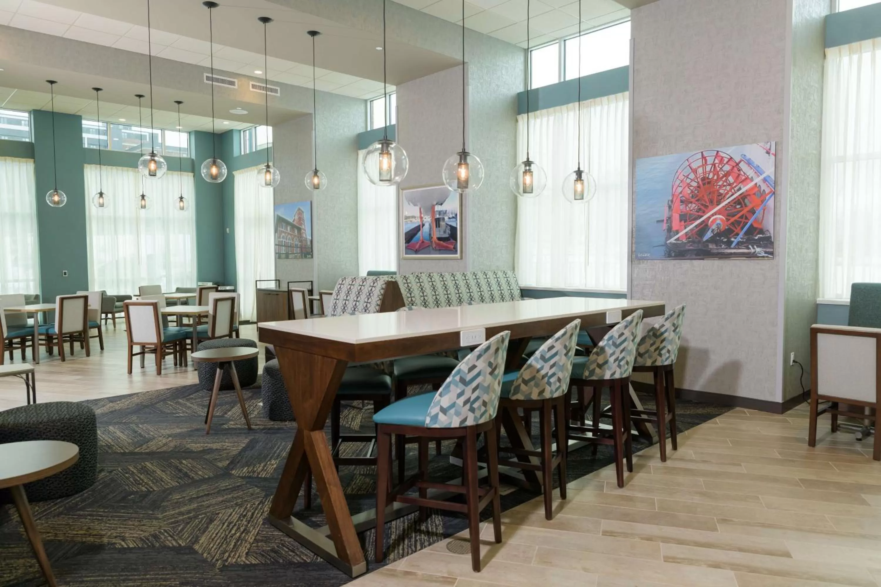 Lobby or reception in Hampton Inn & Suites Erie Bayfront