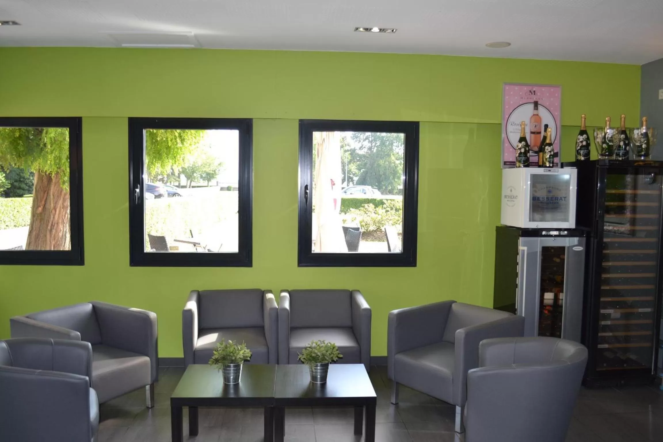 Lounge or bar in Le Domaine des Cigognes