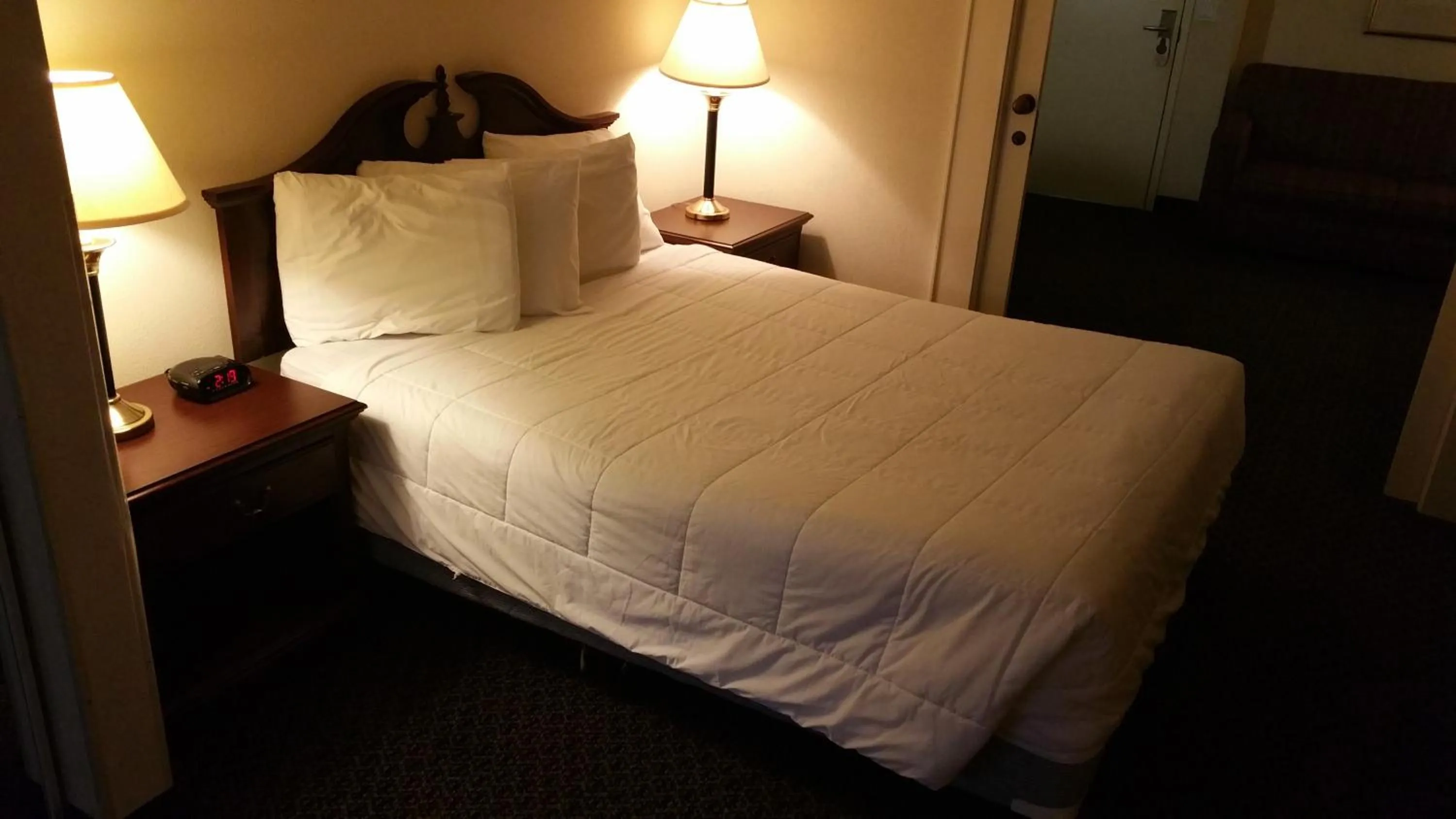 Other, Bed in Imperial Swan Hotel and Suites Lakeland