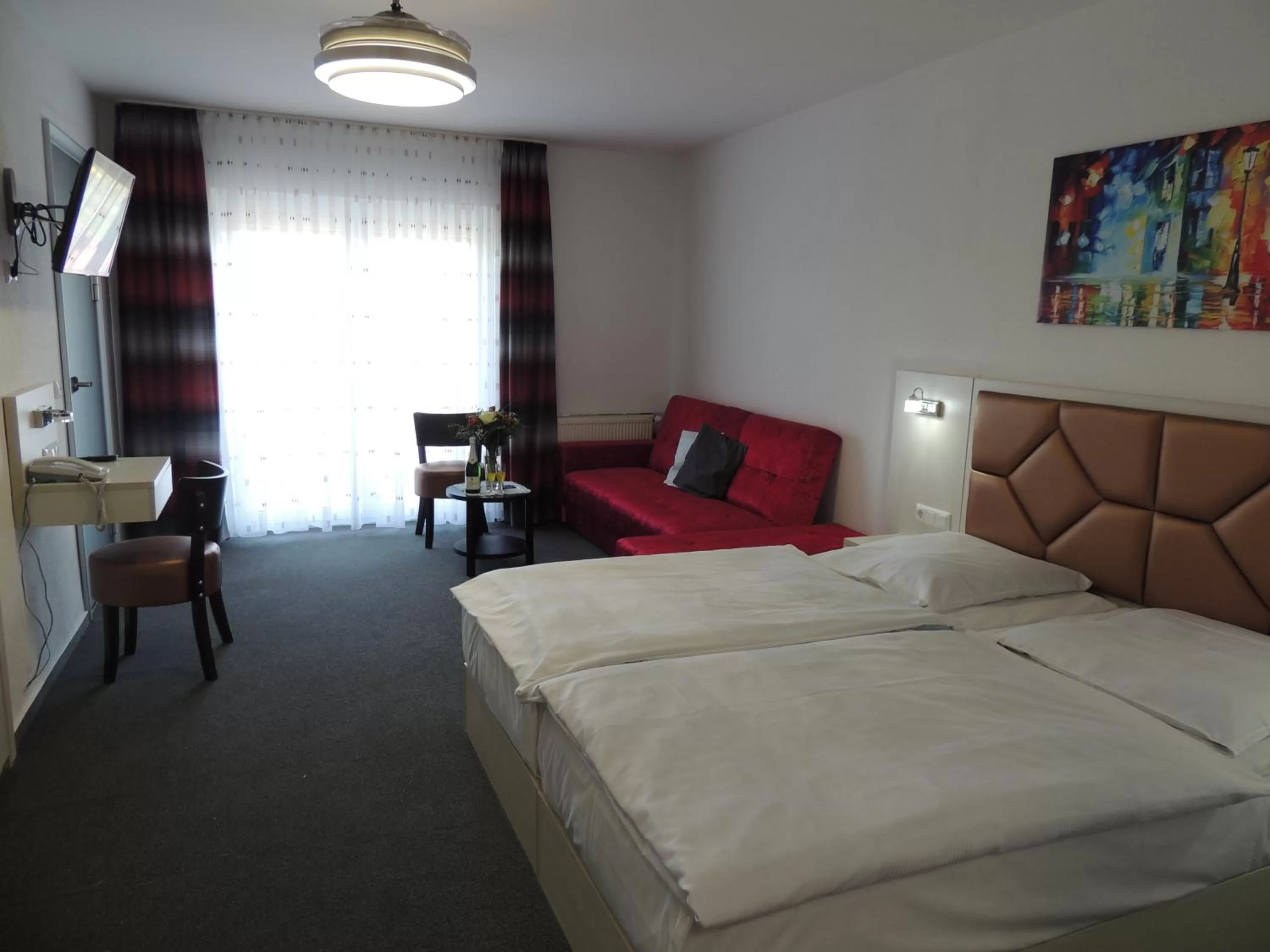 Day, Bed in Gasthof Kessler