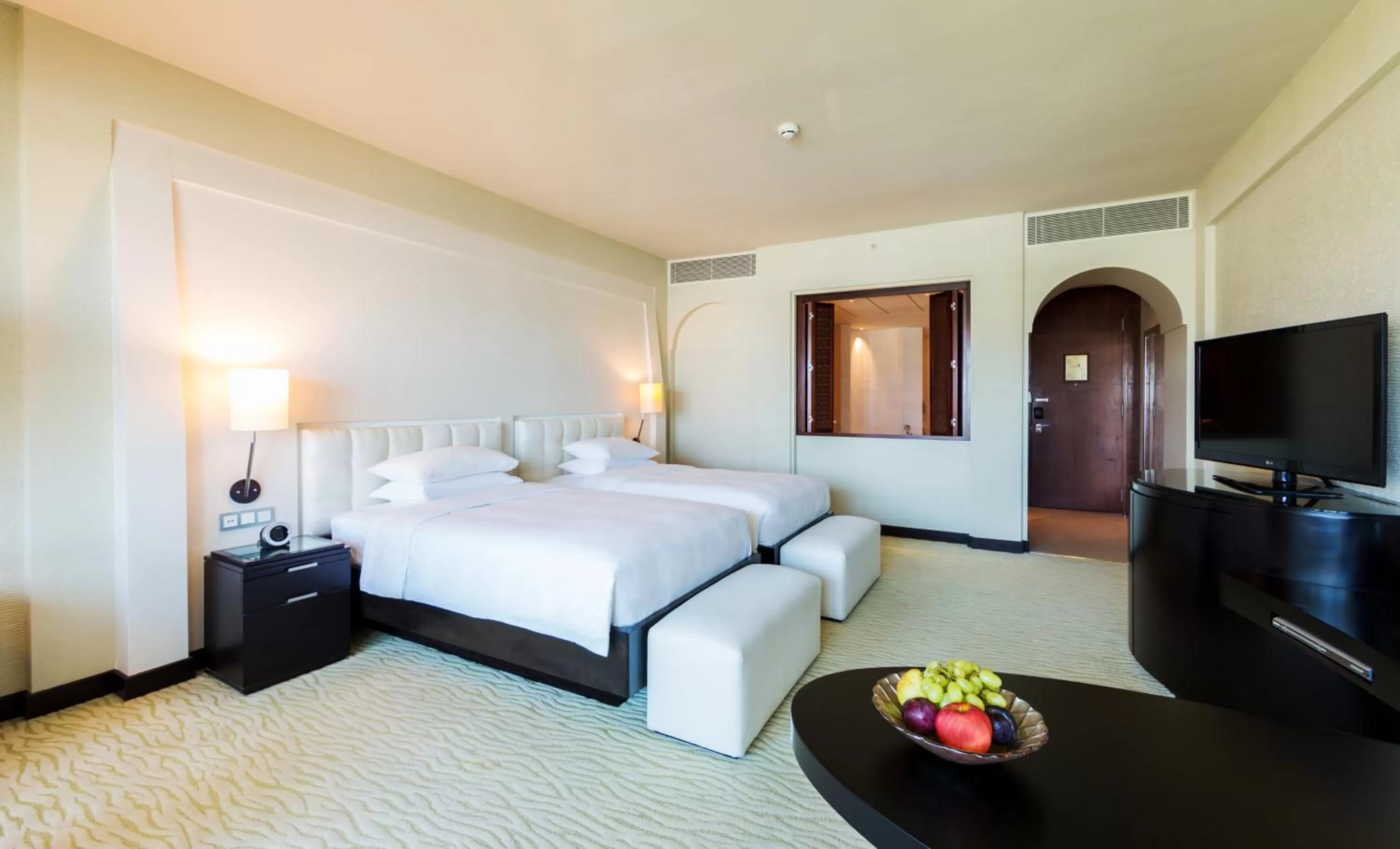 Photo of the whole room, Bed in Park Hyatt Dubai