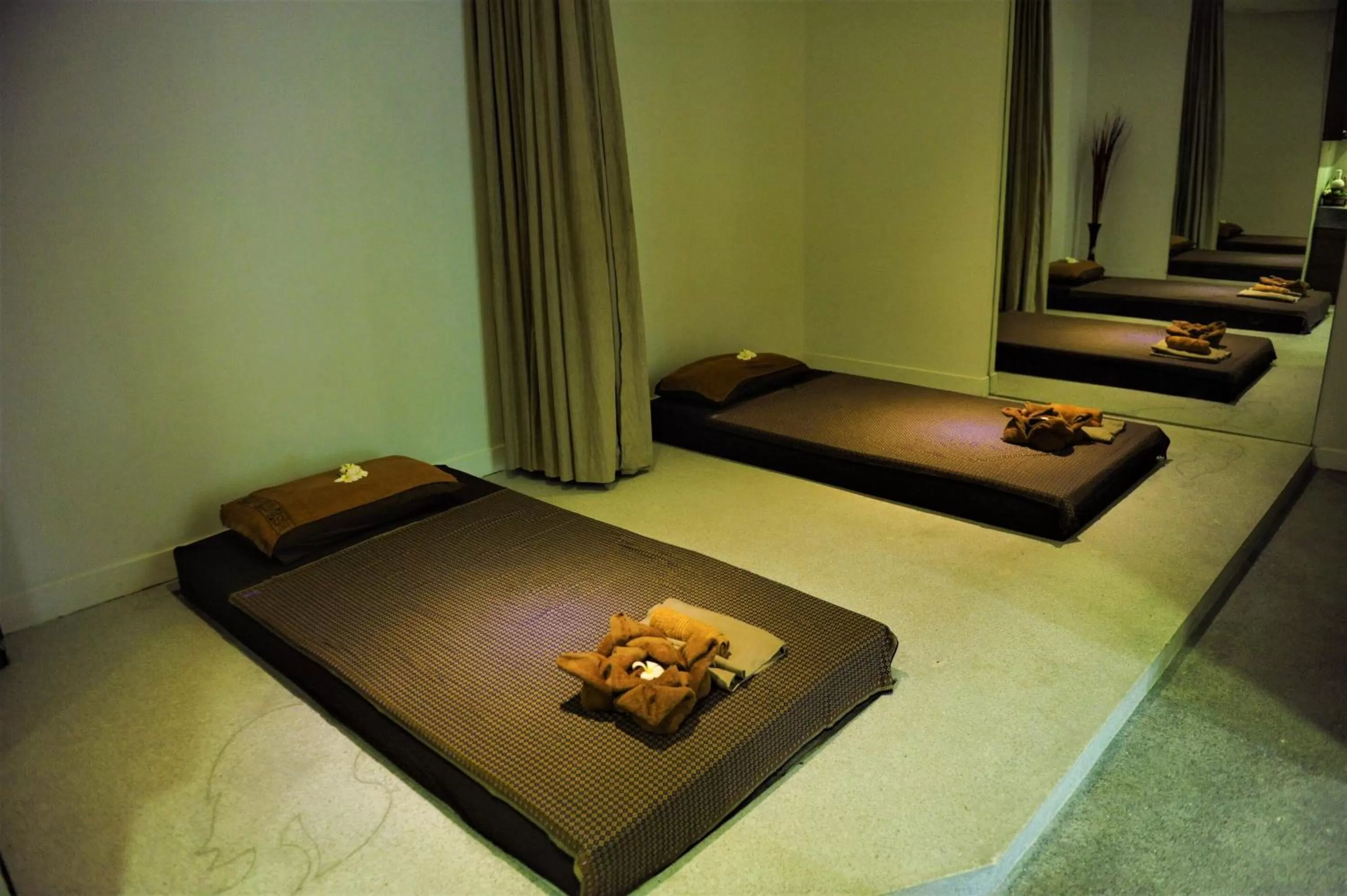 Massage in Bopha Bassac Boutique Hotel