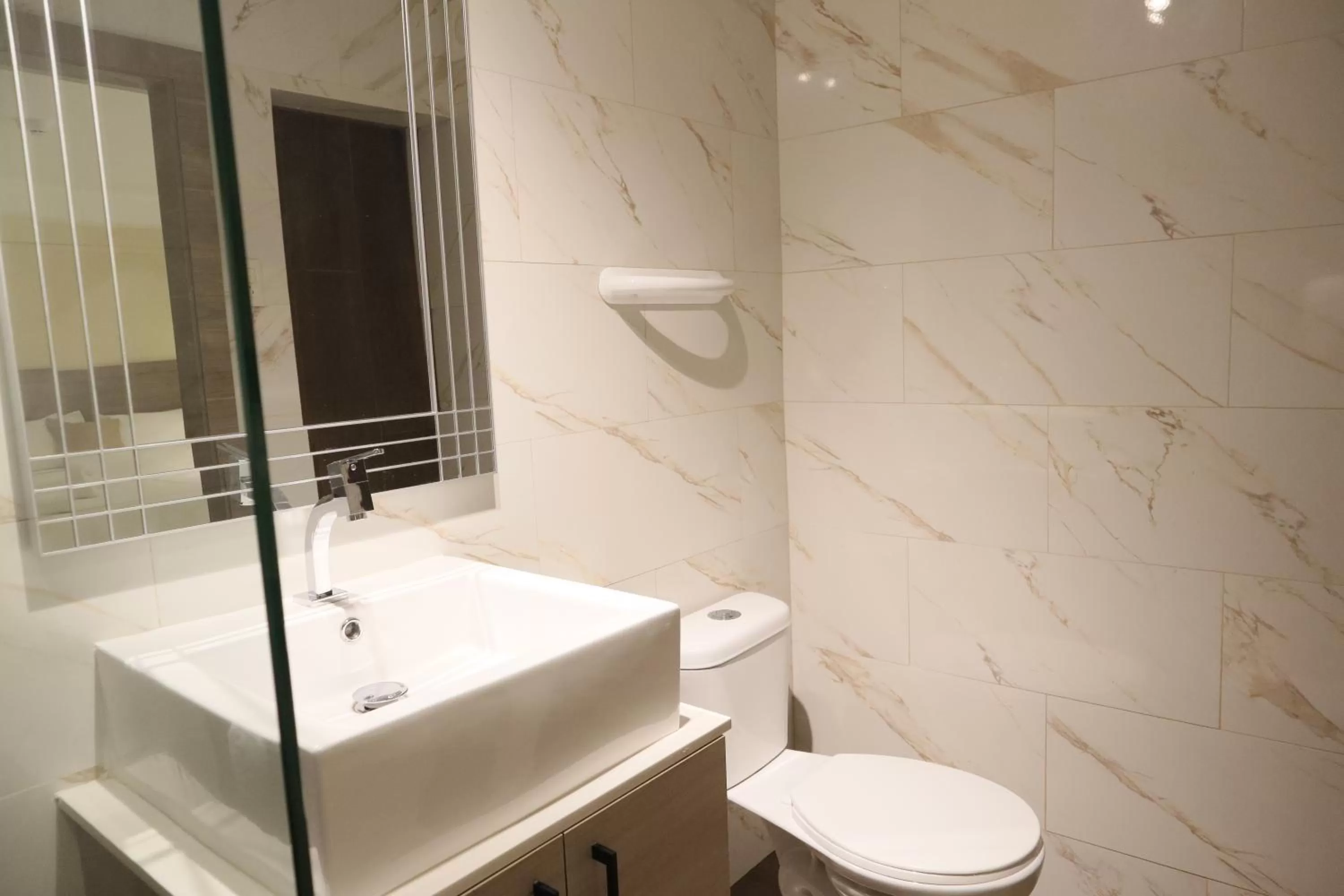 Shower in Hotel Sada