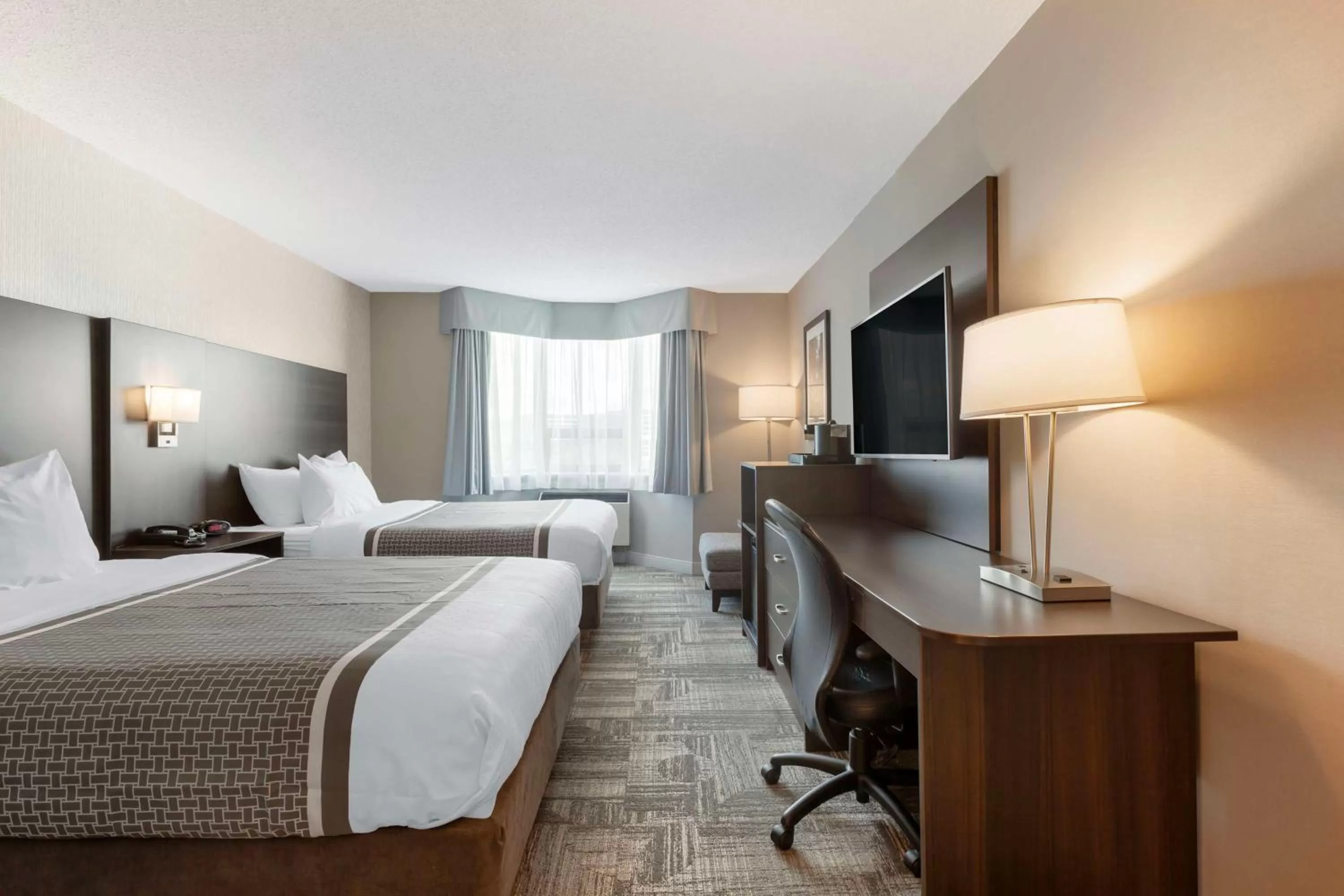 Bedroom, Bed in Best Western Milton