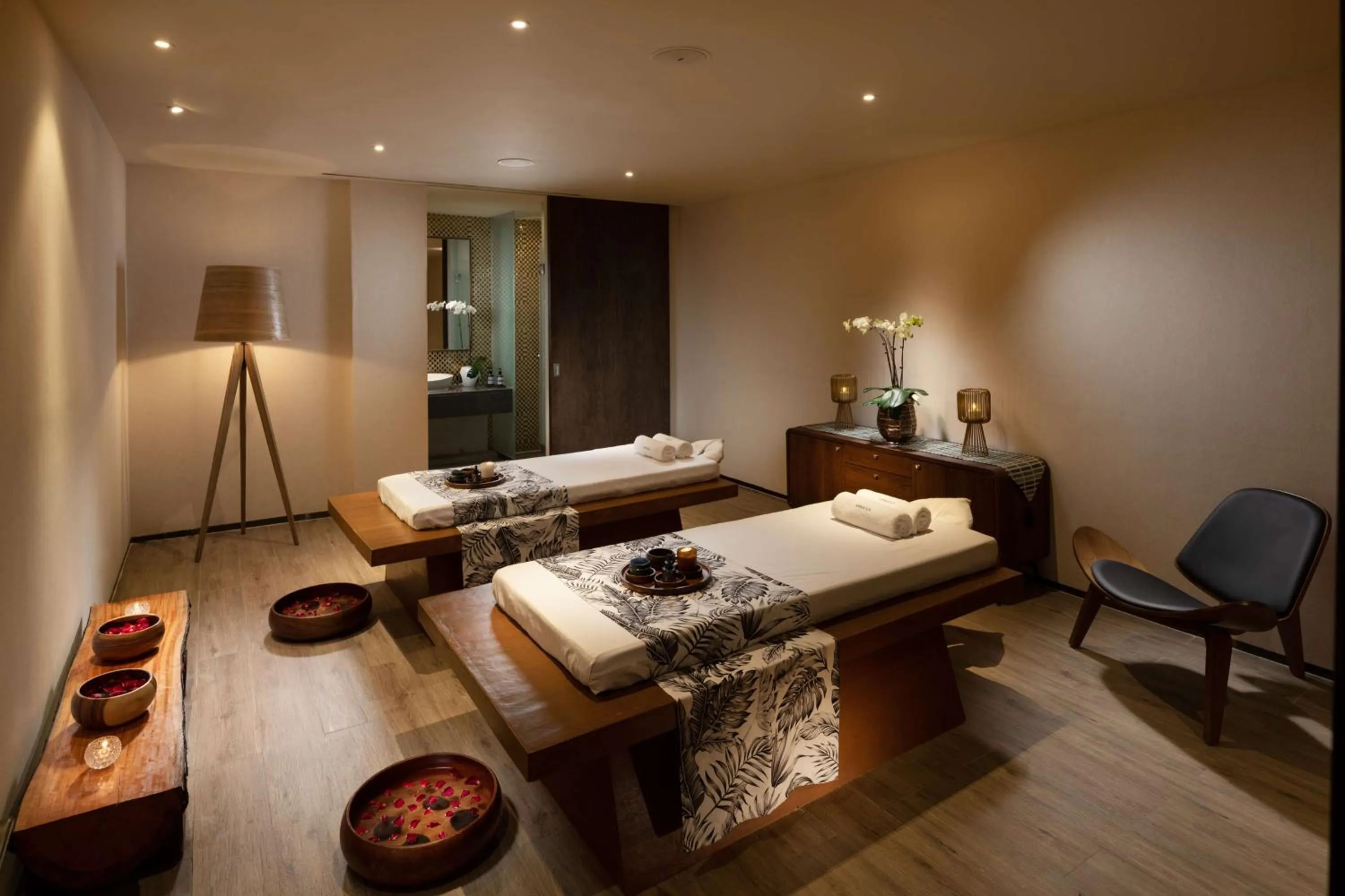 Sports, Bed in Hilton Clark Sun Valley Resort