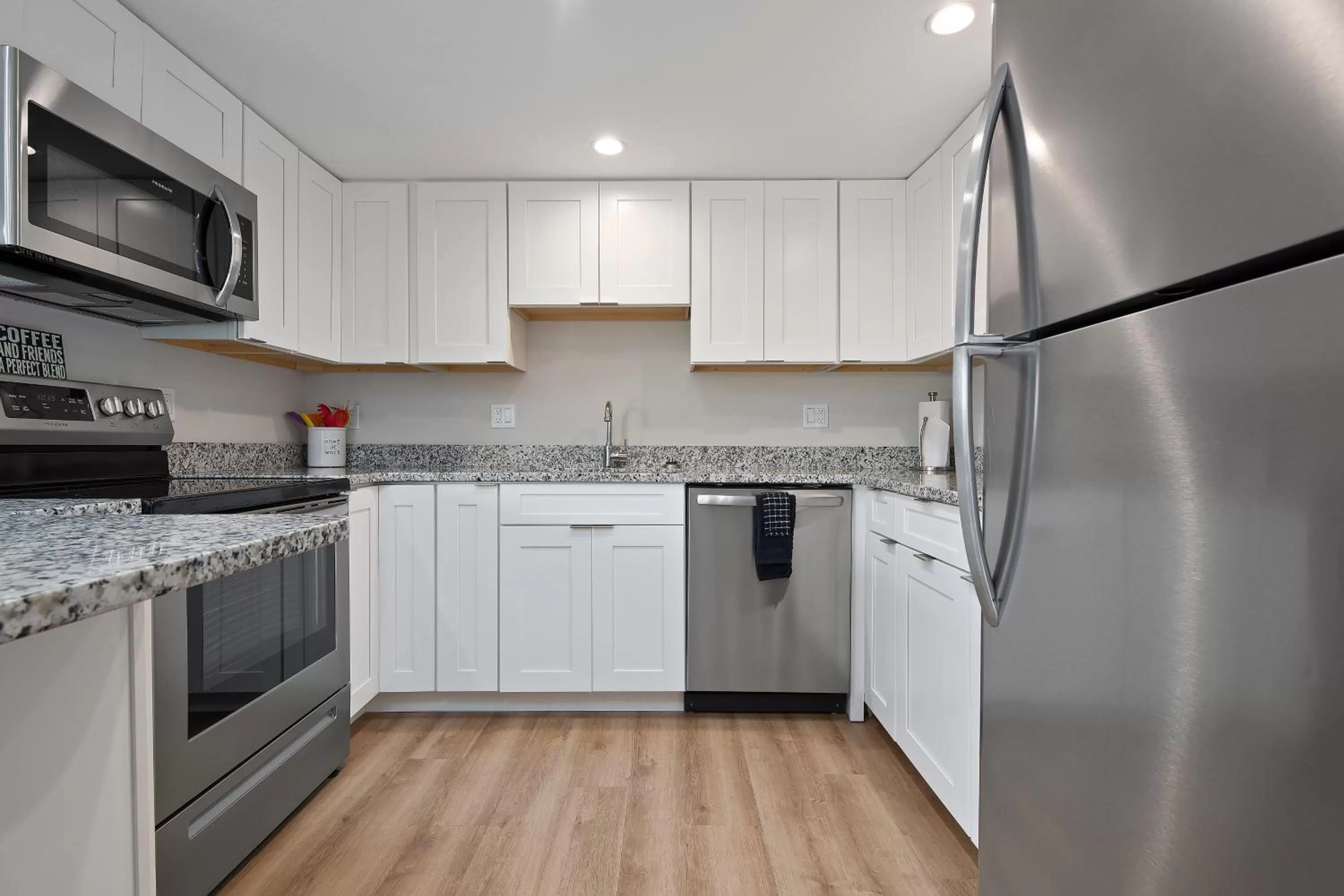 Escape Coastal Resort on Casey Key