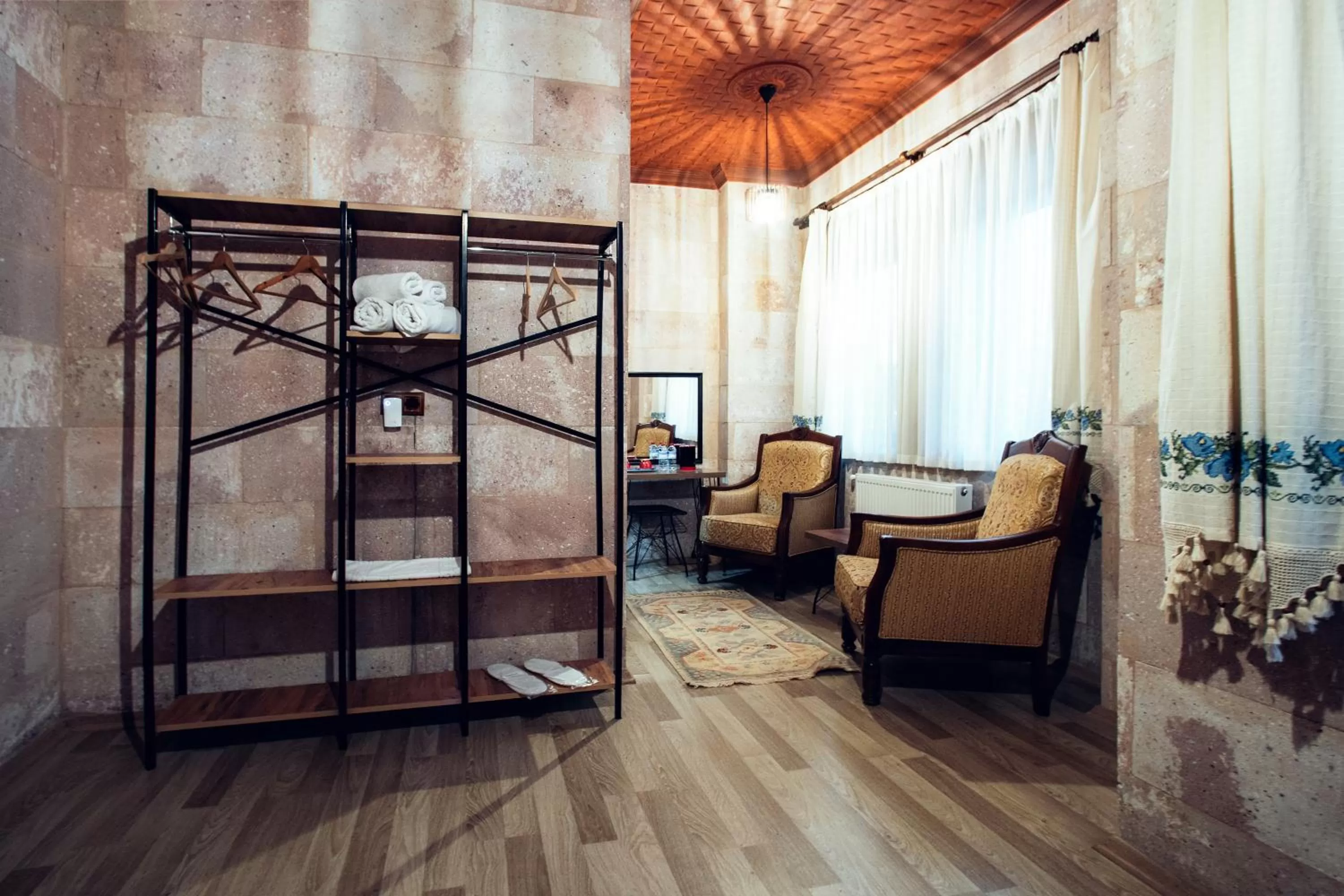 Living room in Azalea Terrace Cave Hotel