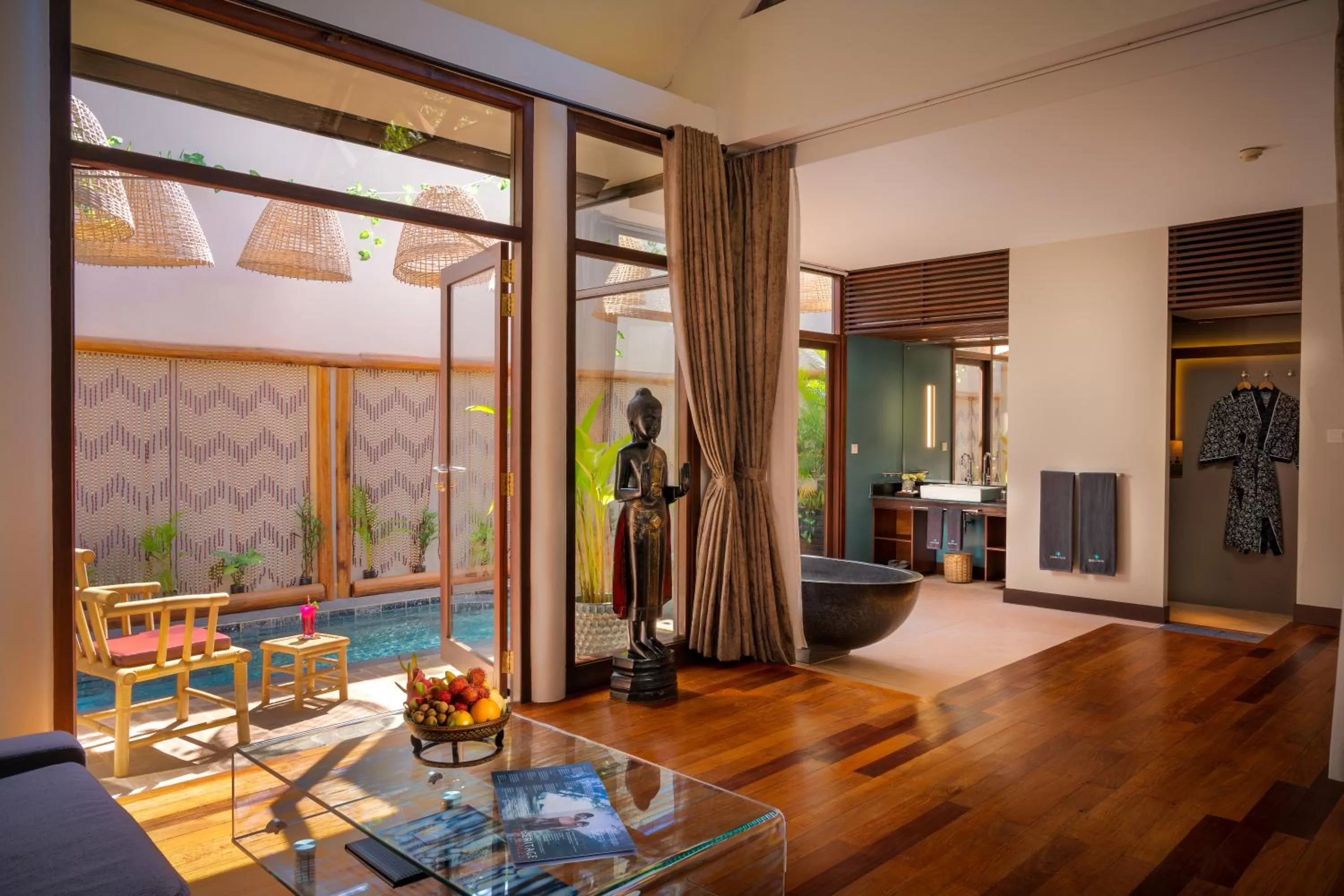 Living room in Heritage Suites Hotel