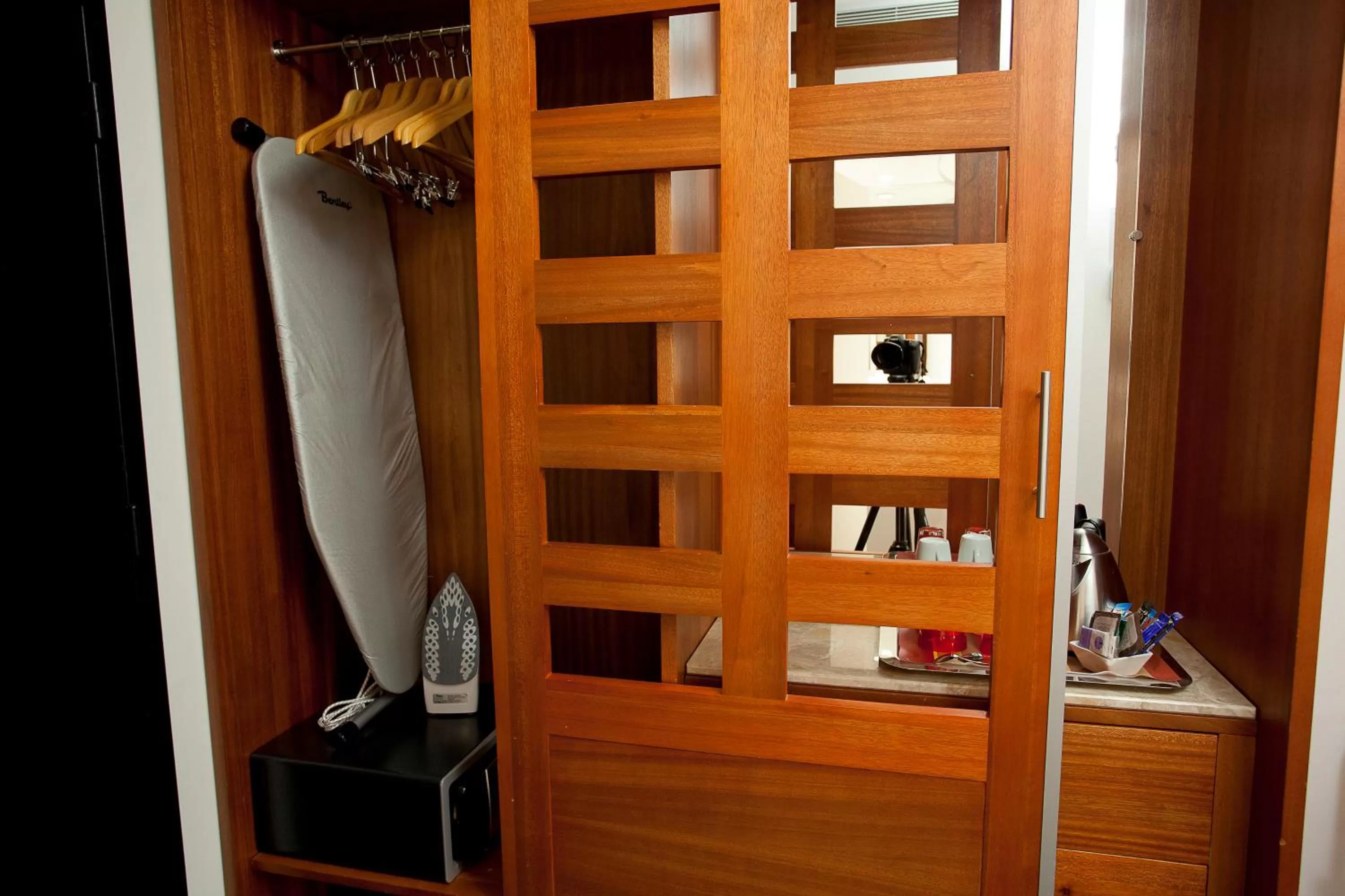 Photo of the whole room in Holiday Inn Bordeaux Sud - Pessac by IHG