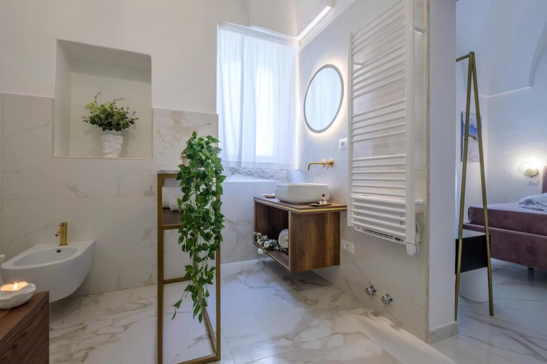 Bathroom, Bed in La Bella Ostuni Suites