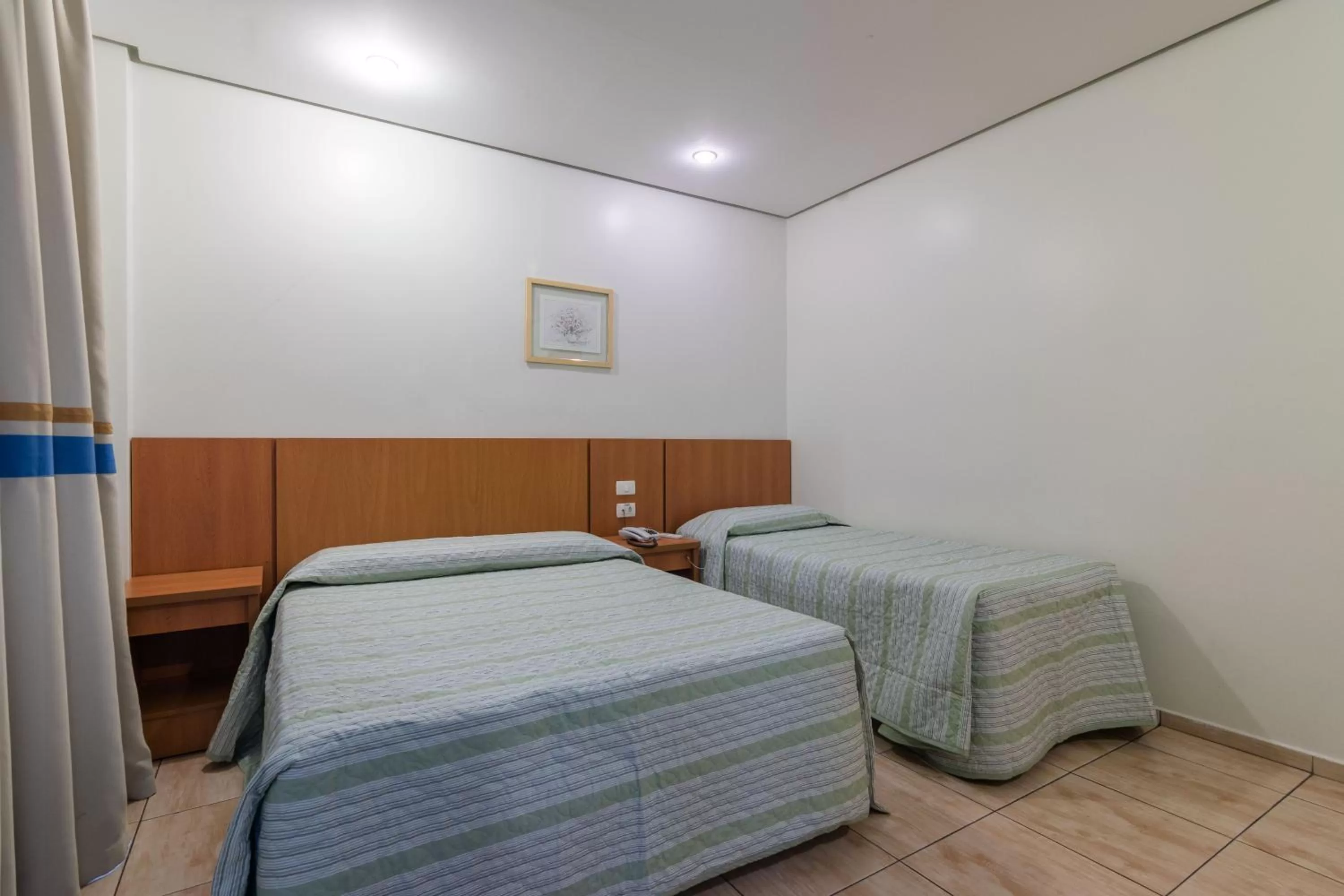 Bedroom, Bed in Cinelandia Hotel