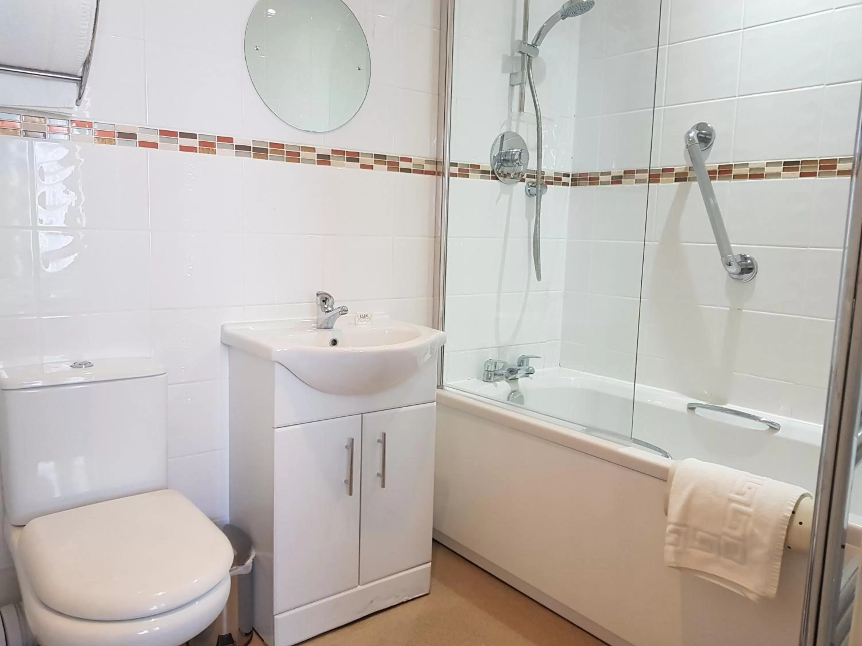 Bathroom in Welbeck Hotel & Apartments IOM