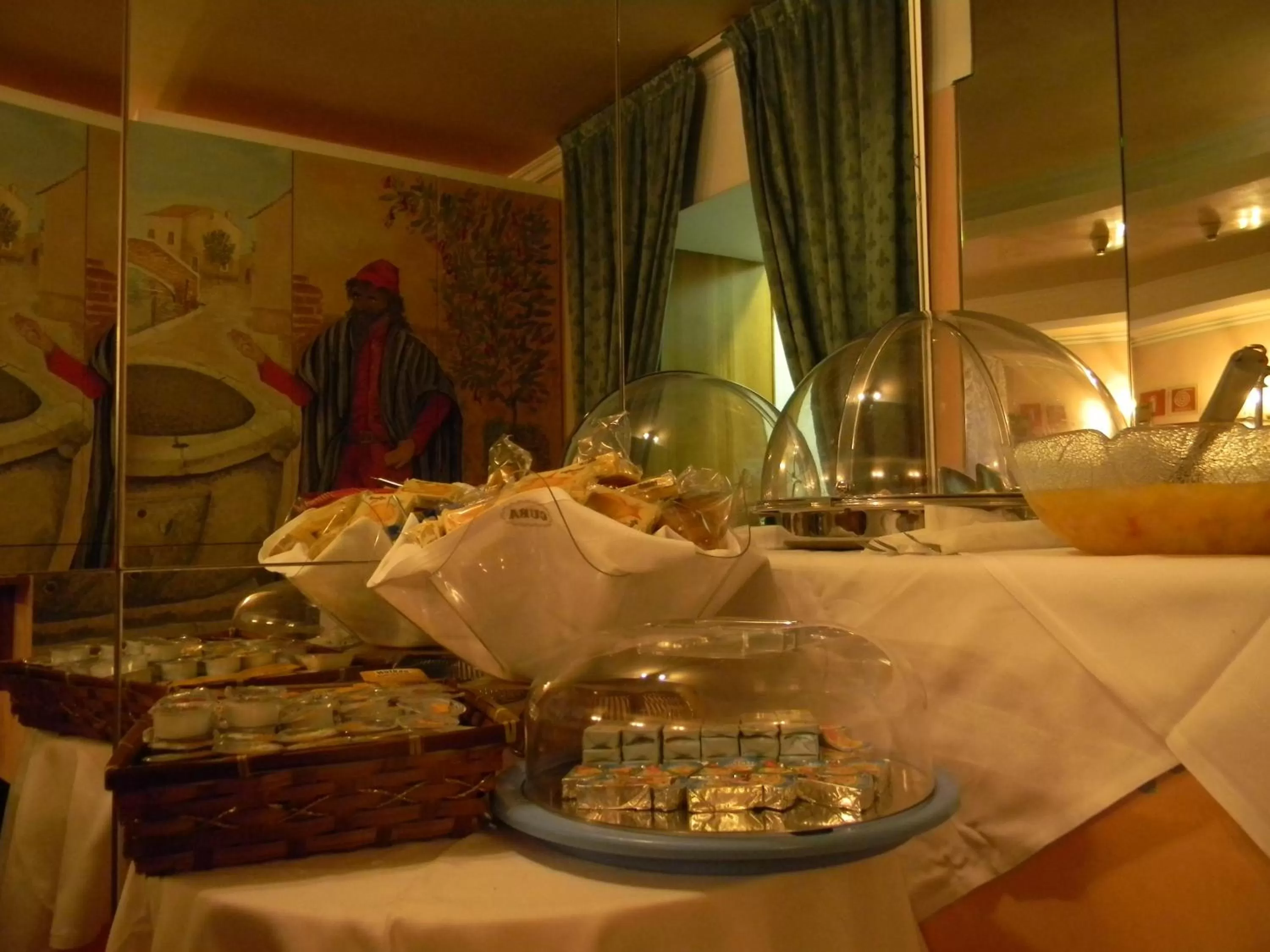 Food in Hotel Pantalon