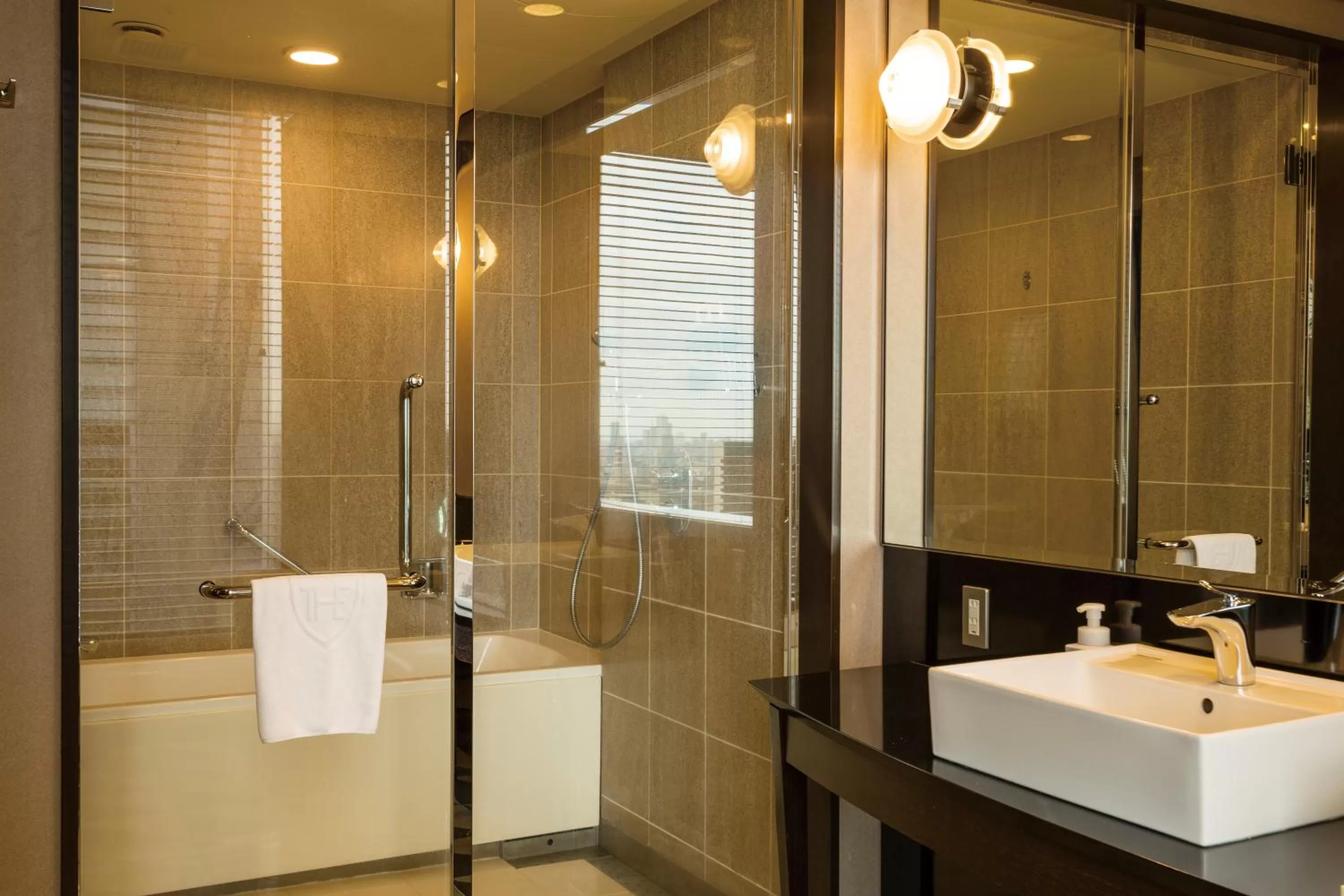 Bathroom in The Royal Park Hotel Iconic Tokyo Shiodome
