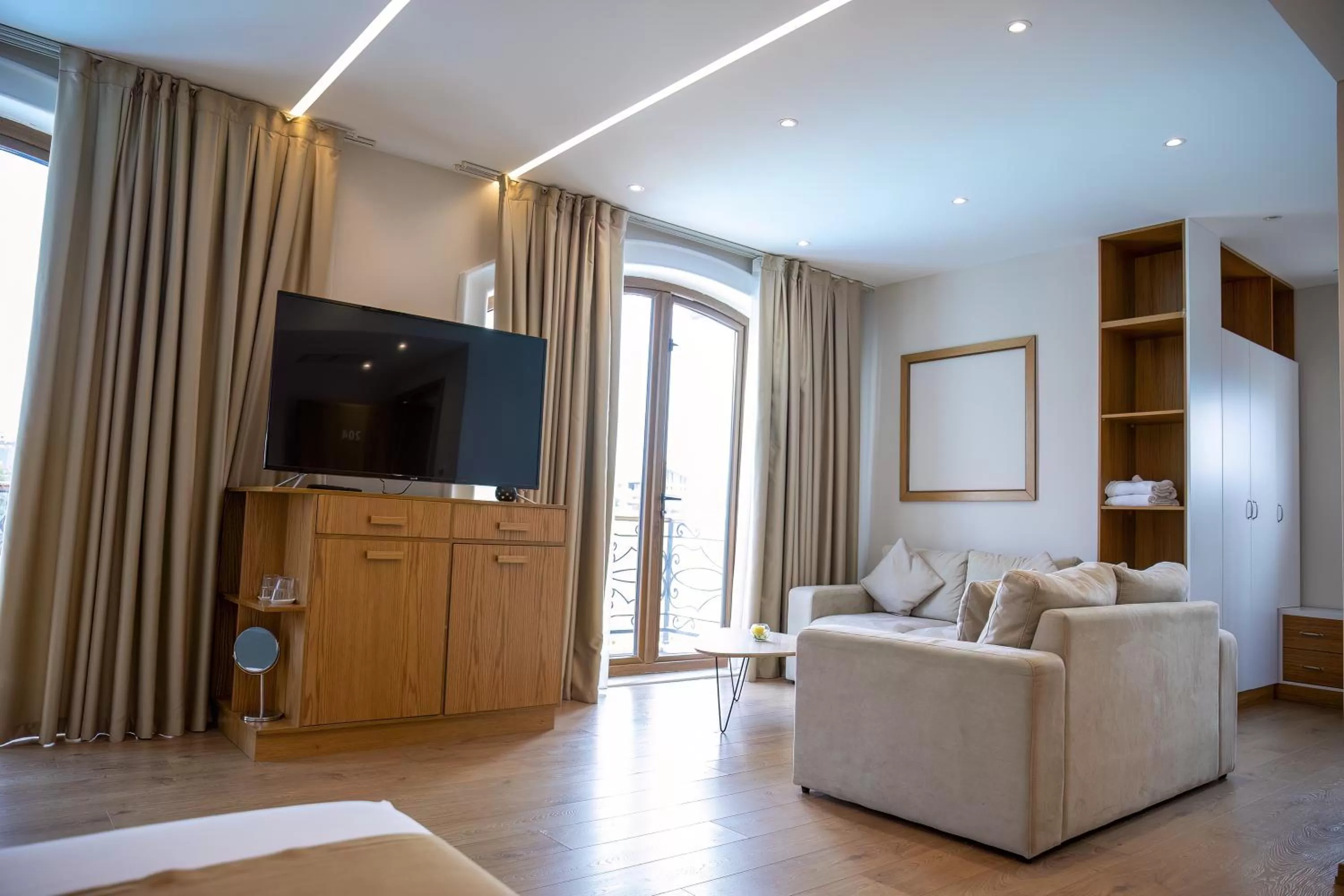 Photo of the whole room in Vinea Resort