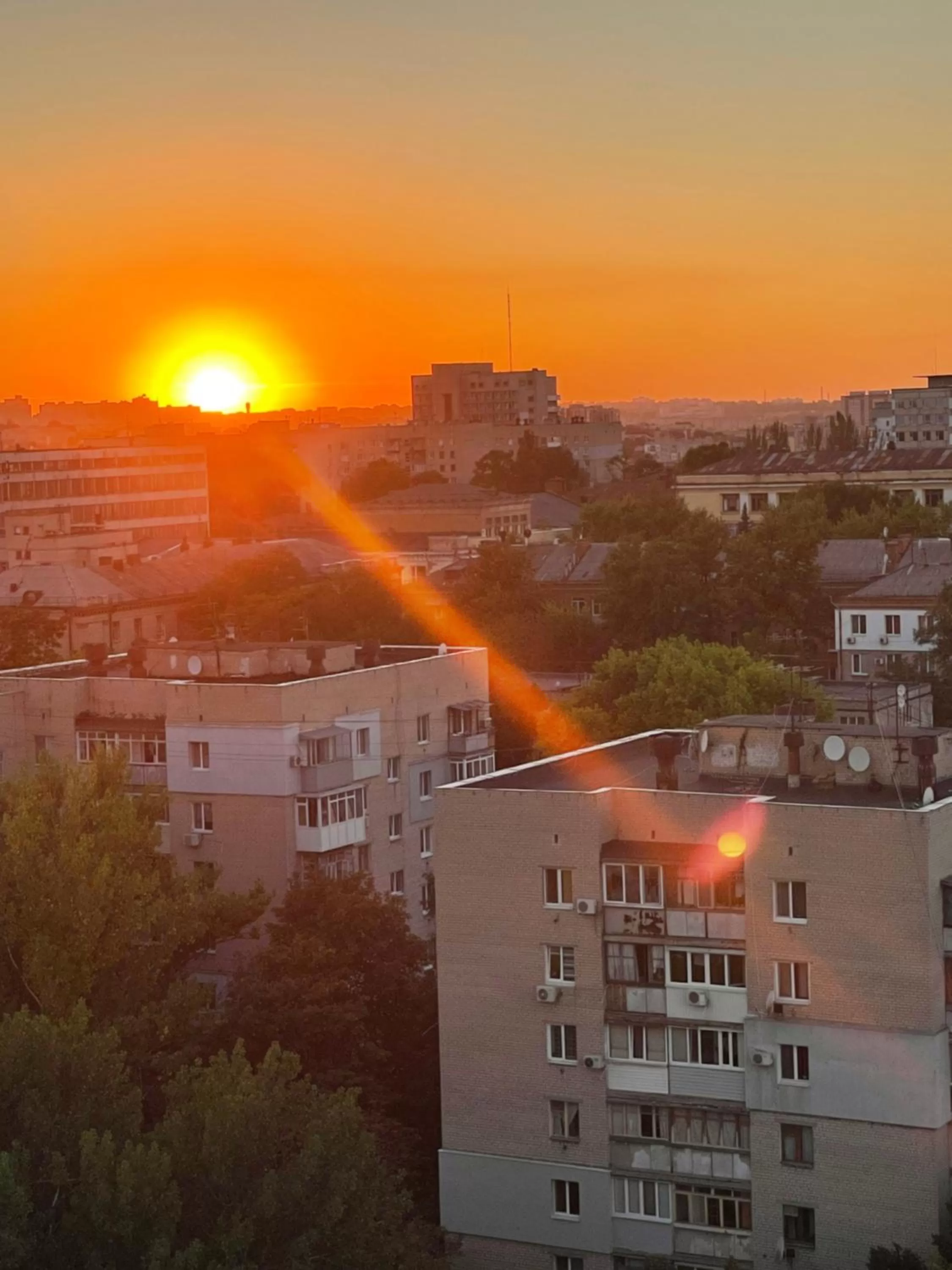 Sunrise/Sunset in ACCOMMODO192