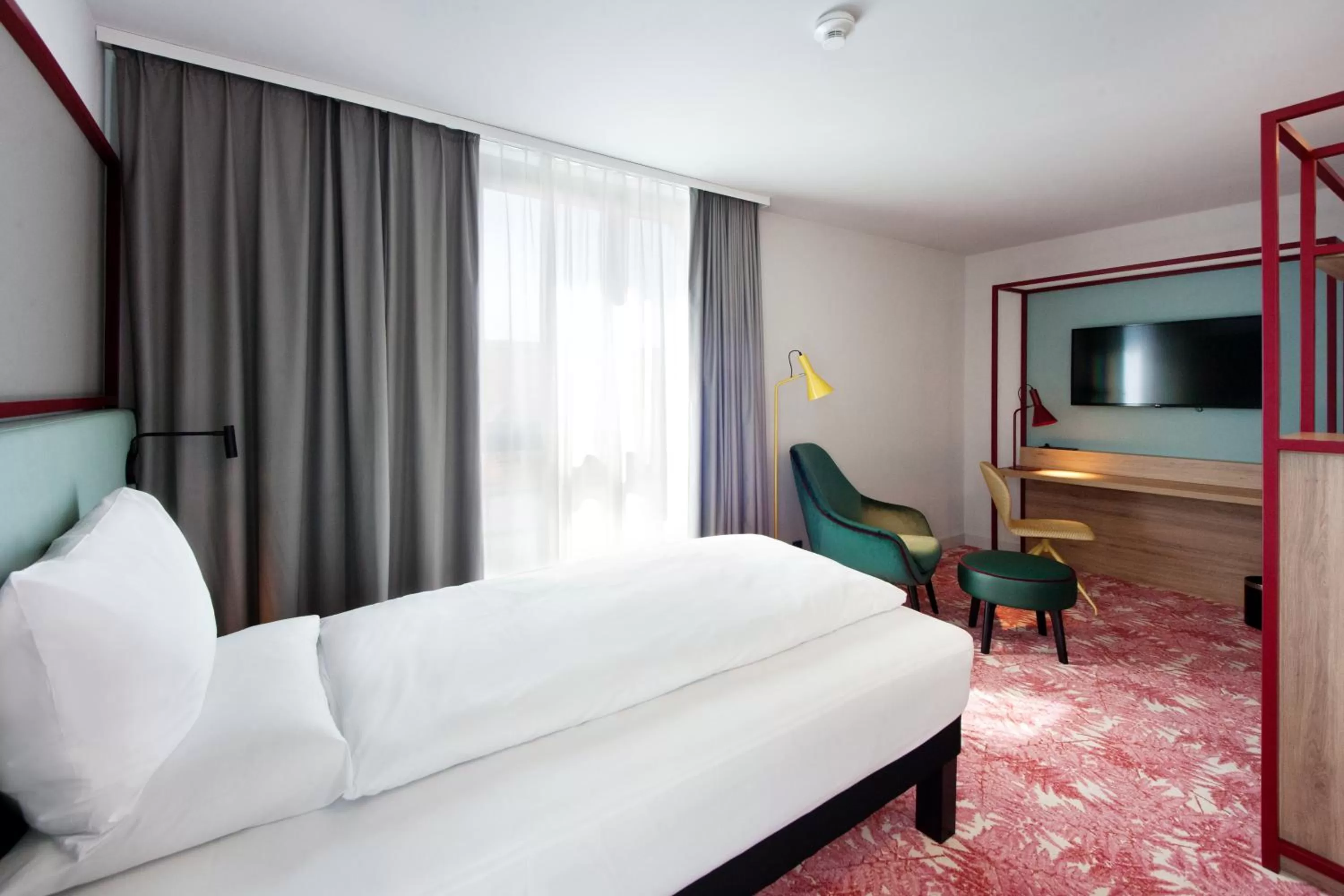 Photo of the whole room, Bed in ibis Styles Klagenfurt am Woerthersee