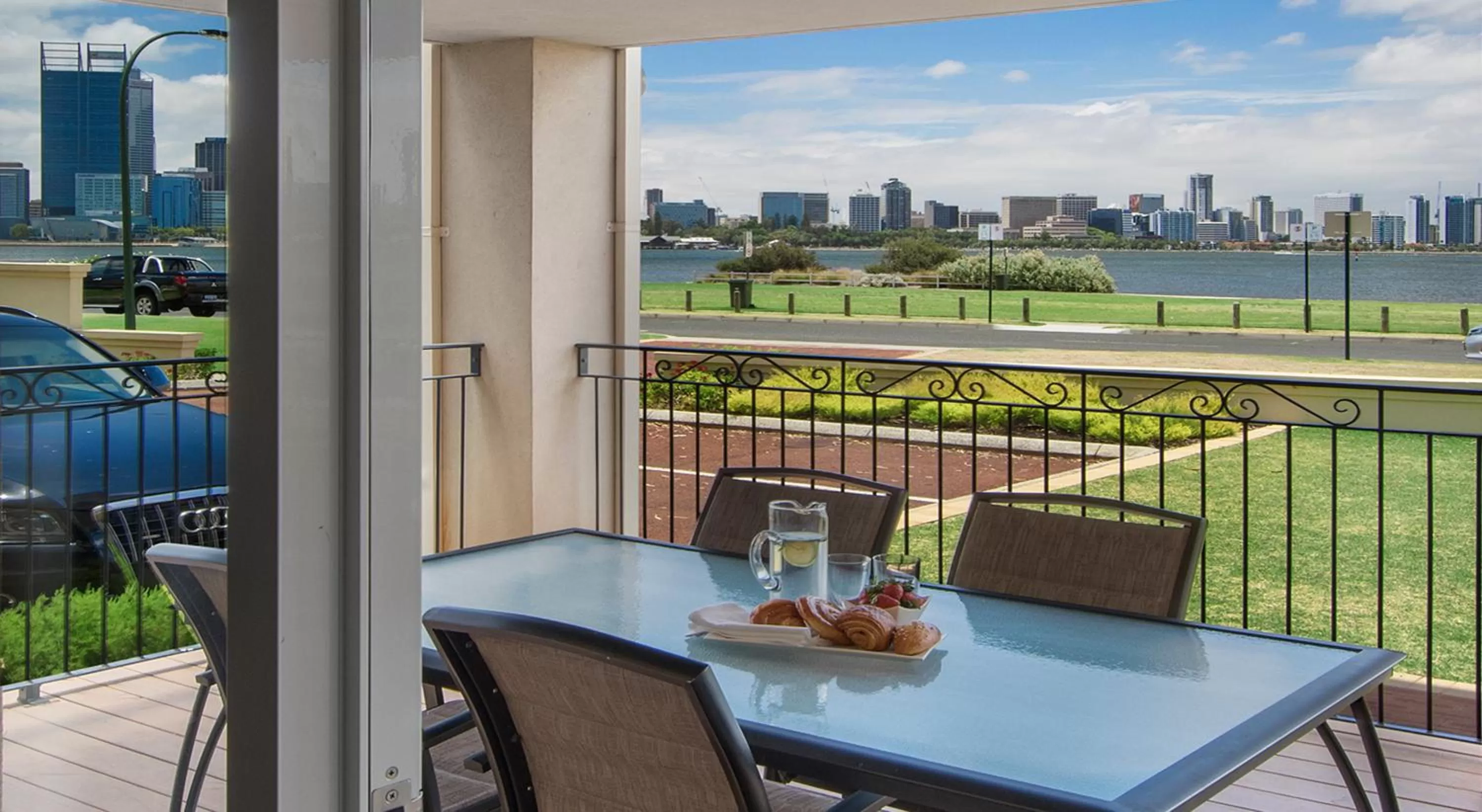 Patio in The Peninsula Riverside Serviced Apartments