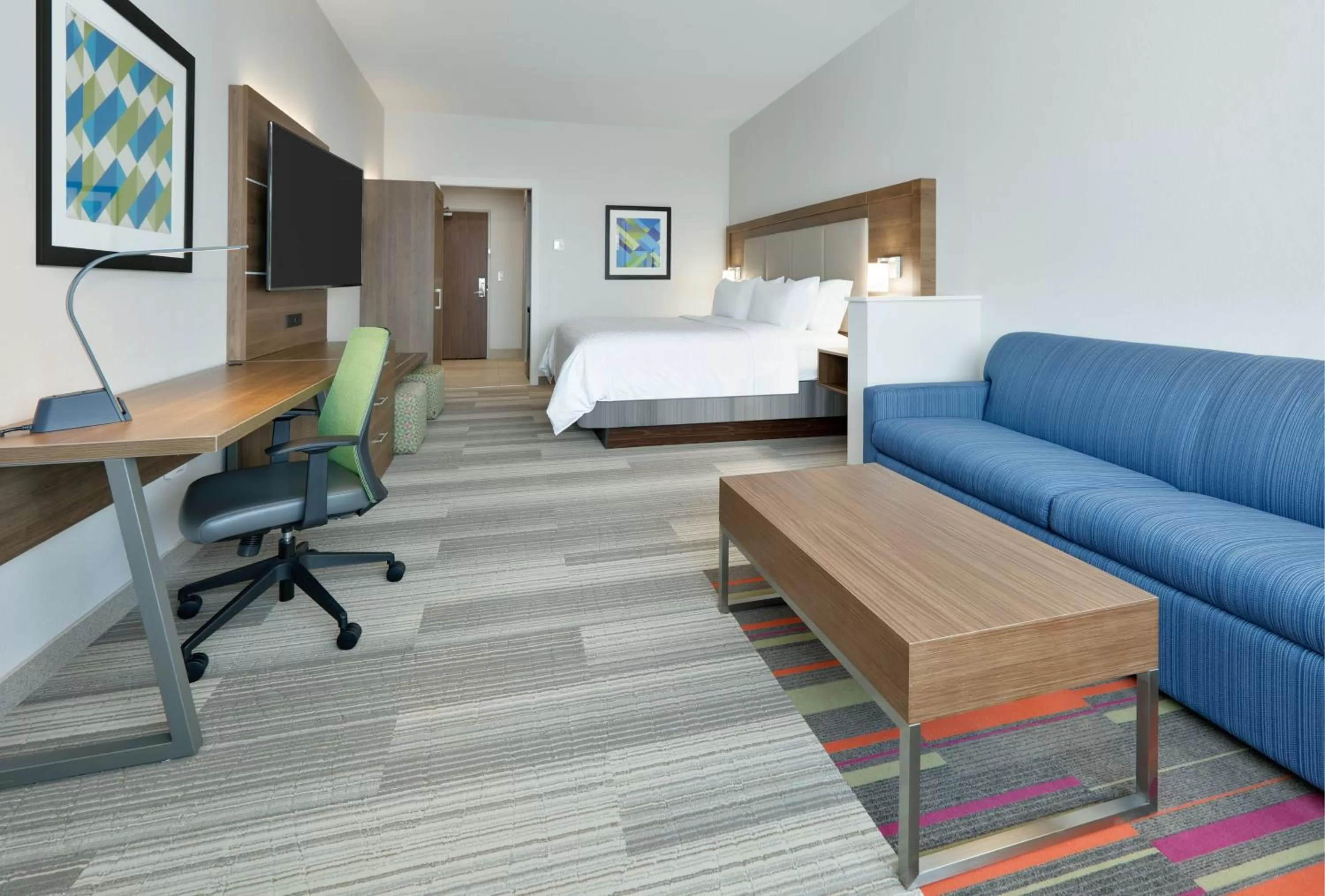 Photo of the whole room, Bed in Holiday Inn Express & Suites Fort Worth North - Northlake by IHG