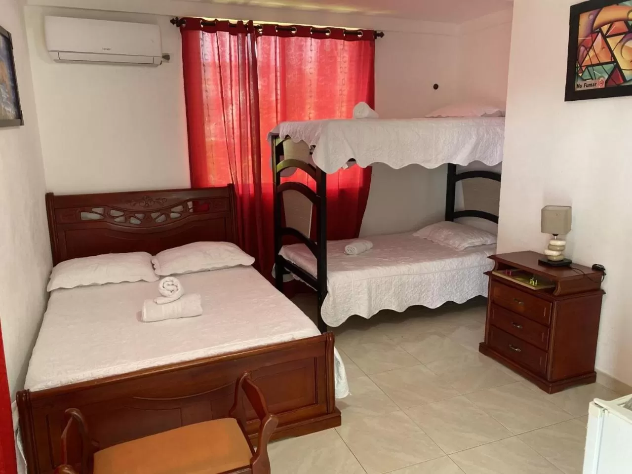 Photo of the whole room, Bunk Bed in Apartamento Miss Brigida