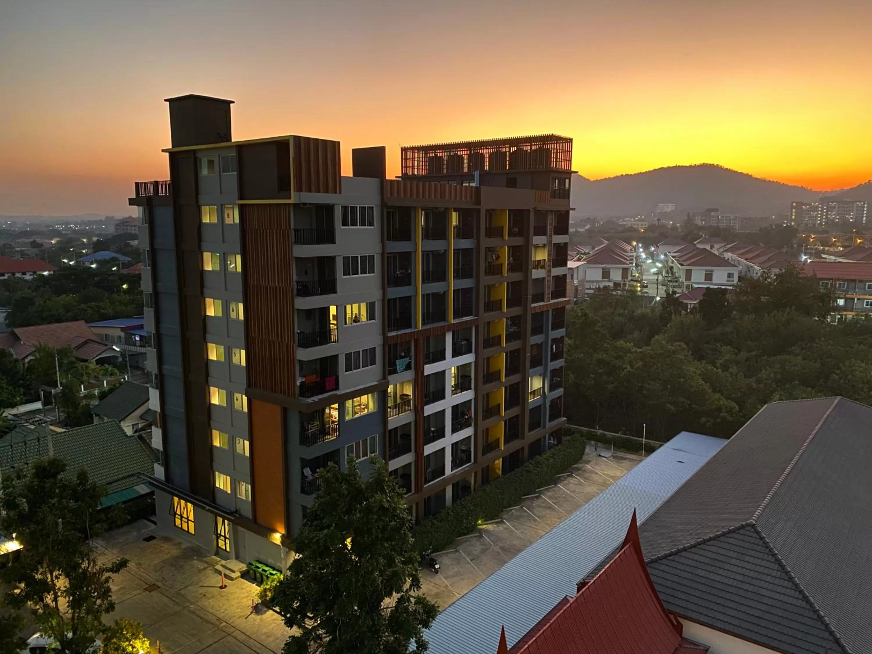 Property building in Huahin Terminal