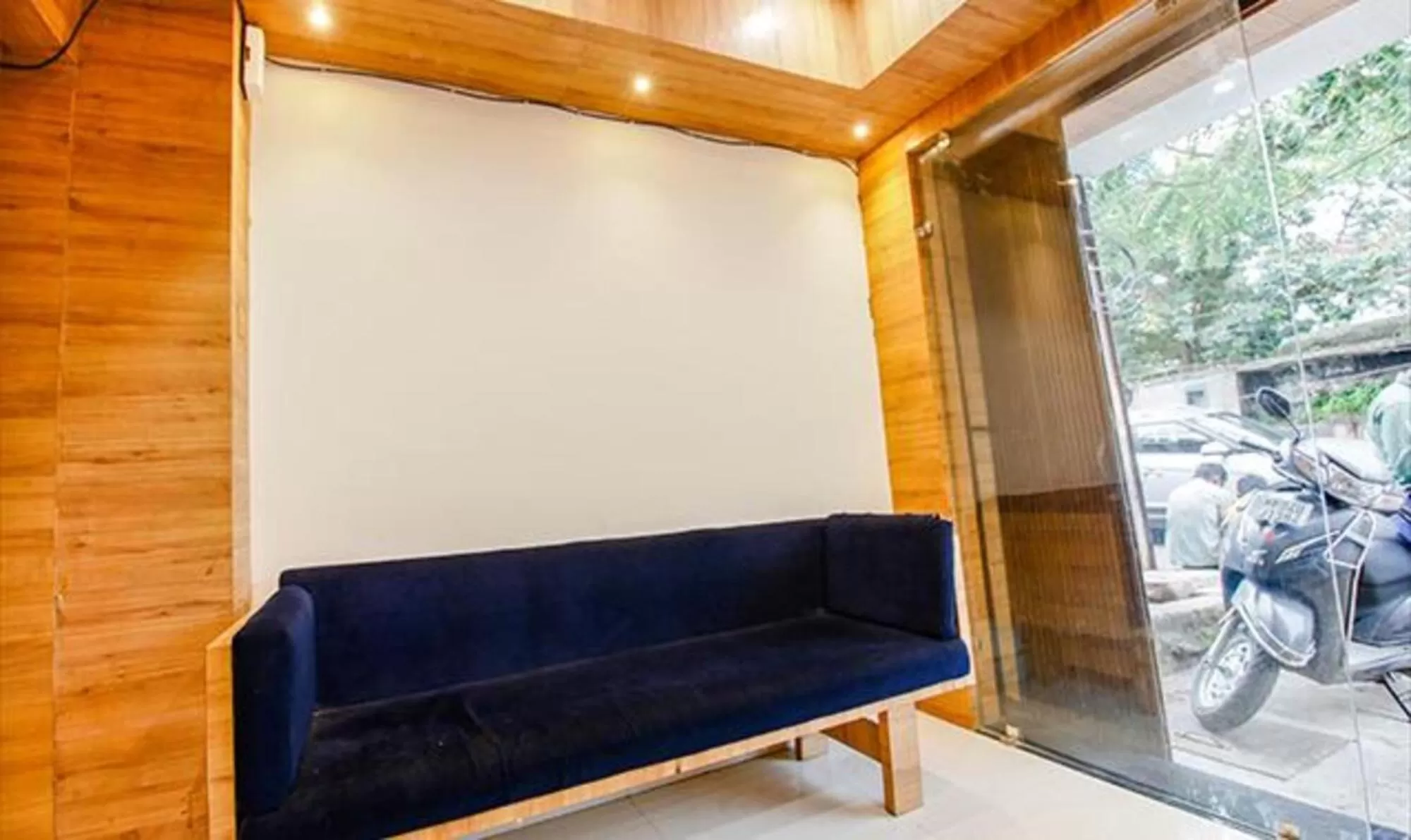 Lobby or reception in FabExpress Sunshine Regency