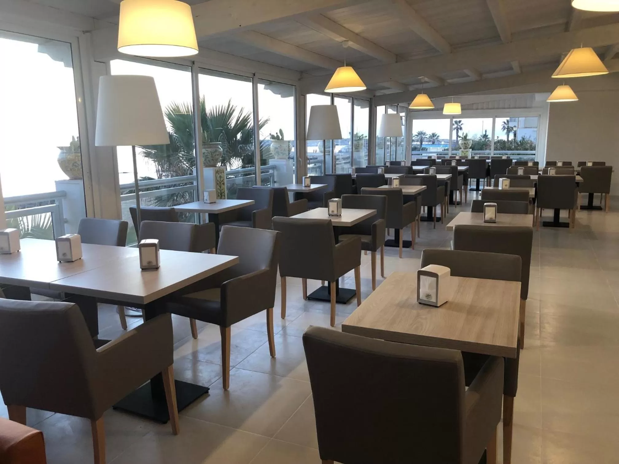 Restaurant/places to eat in Hotel Sul Mare Al Gabbiano